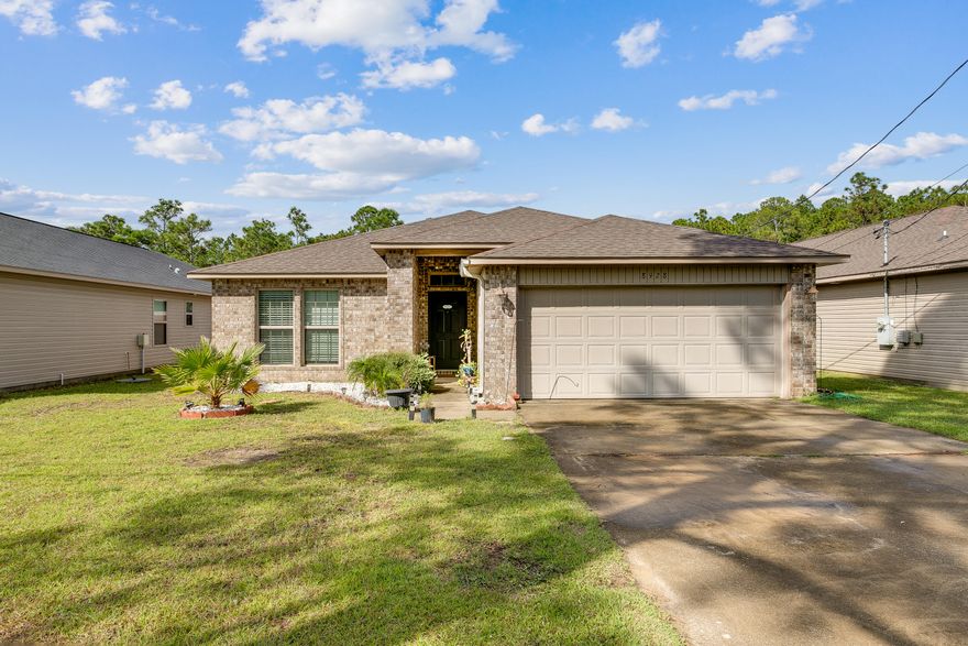 Completely turn-key home on an oversized lot convenient to shopping, grocery stores and 3 miles to Navarre Beach. This home offers 3 bedrooms, 2 bathrooms with a floorplan you can fall in love with. Fully fenced yard and beautiful curb appeal! Covered patio on the backside of the home to enjoy your private backyard.
It's time to move in and call this one home.

Schedule your private tour with your favorite agent today!
Buyer to verify all dimensions deemed important. 

Kindly request all offers to be on FRBAR accompanied by proof of funds/preapproval.