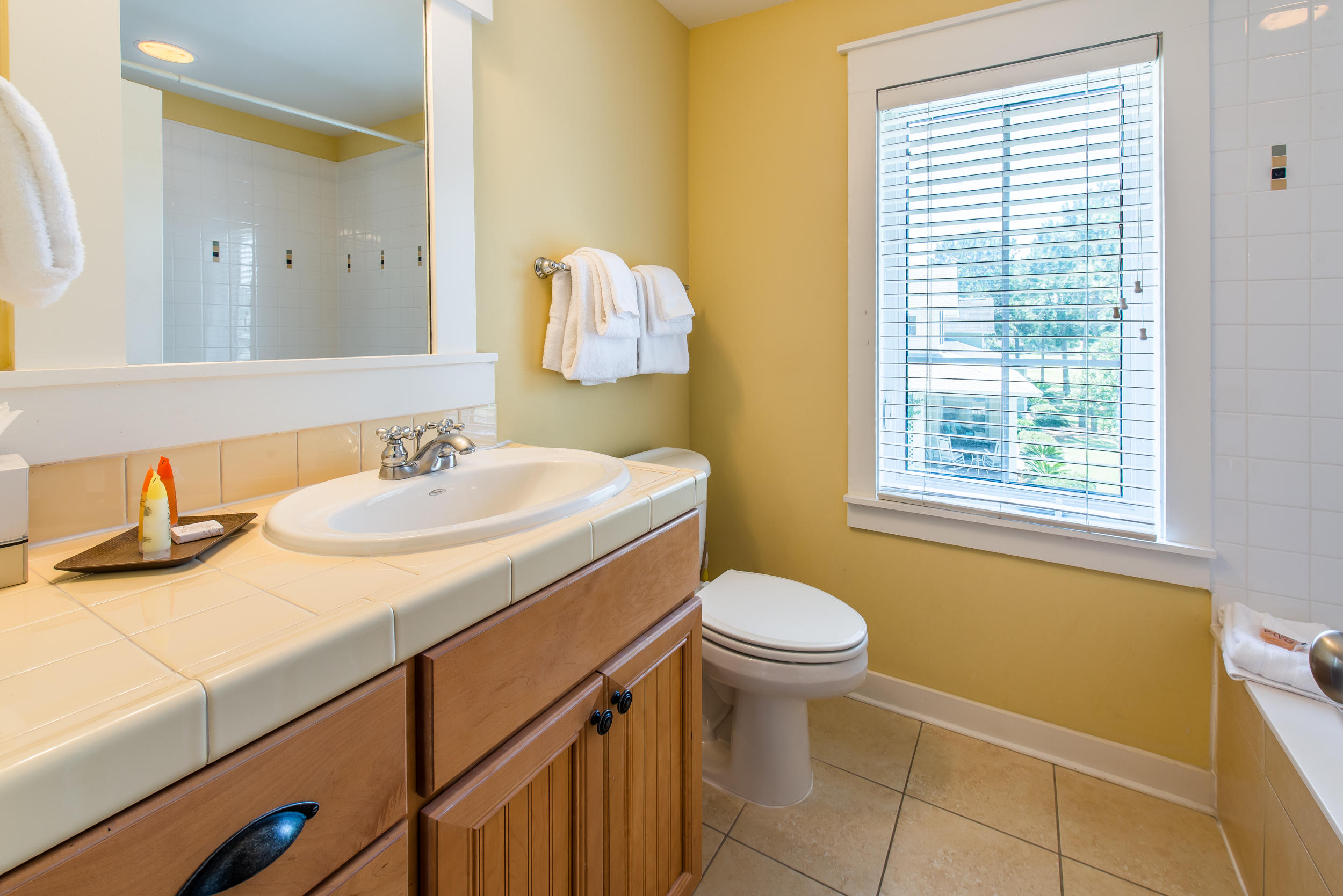 LAUREL GROVE - Residential