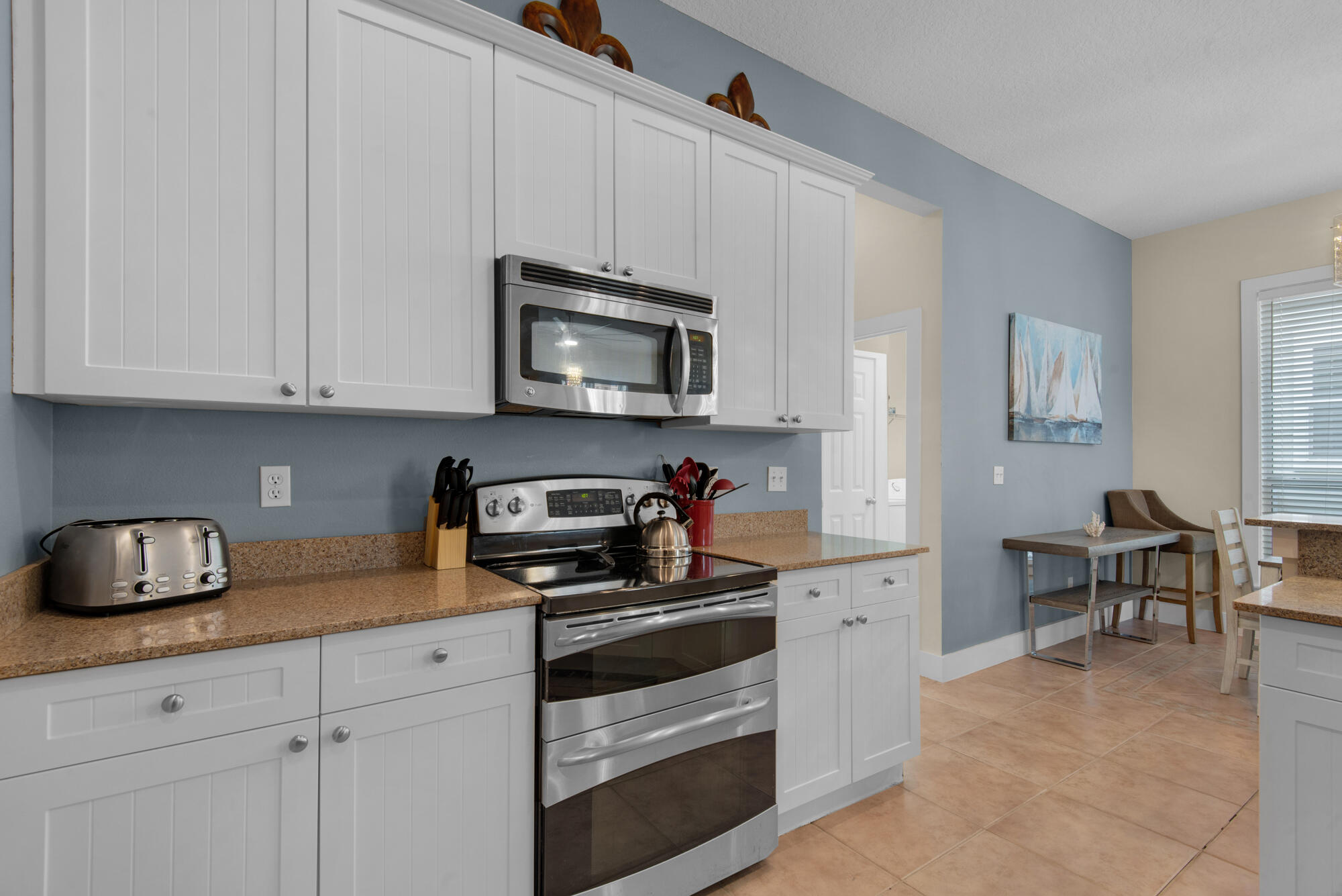 COTTAGE RETREAT - Residential