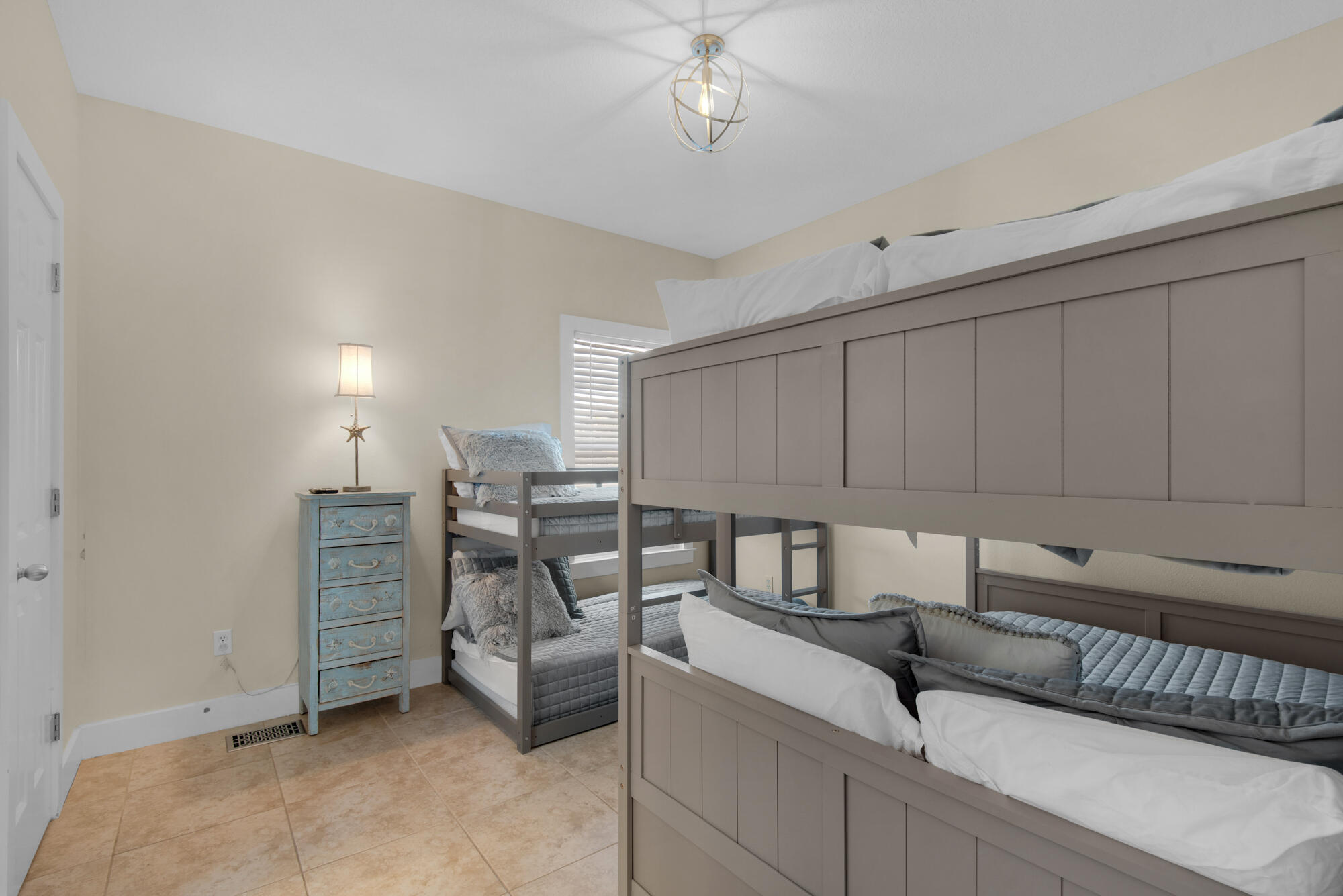 COTTAGE RETREAT - Residential