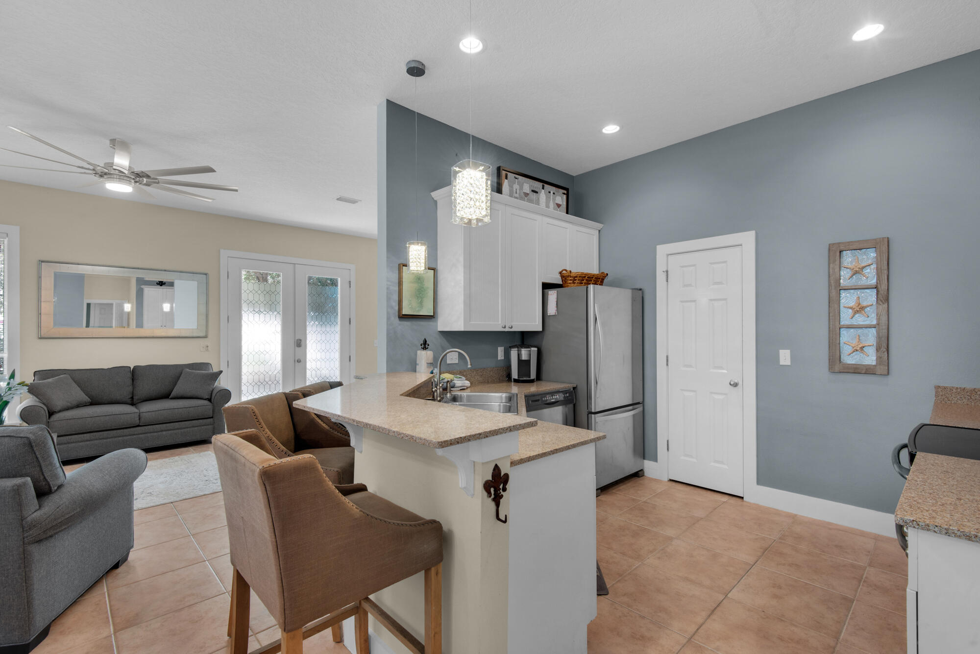 COTTAGE RETREAT - Residential