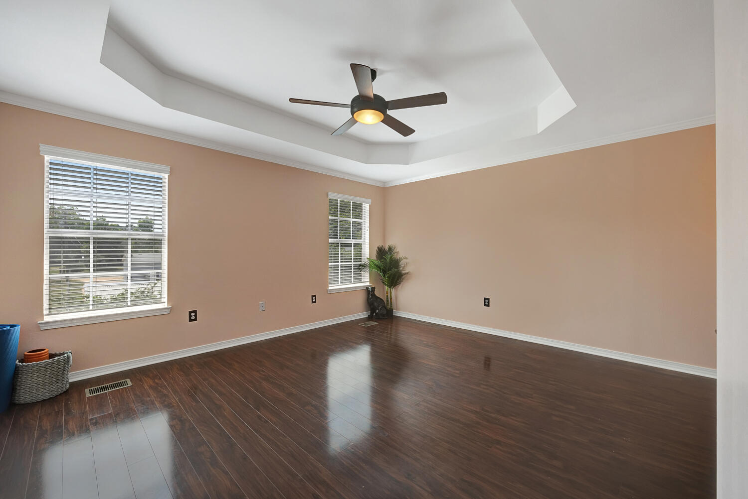 SANTANDER 1ST - Residential