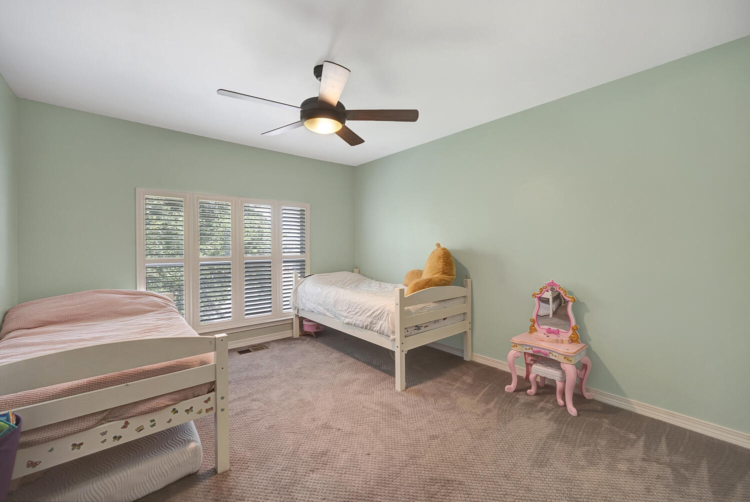 SANTANDER 1ST - Residential