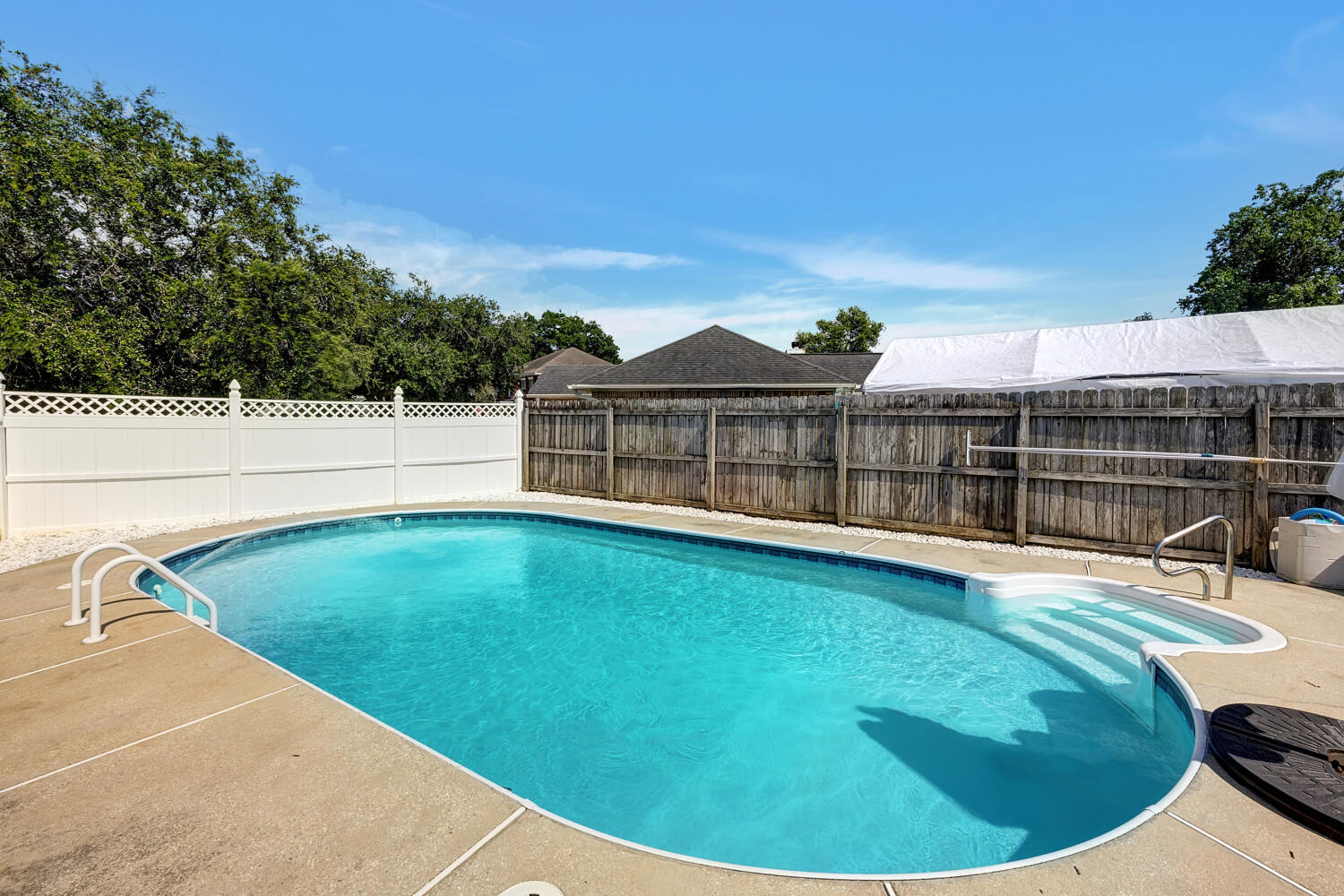 SANTANDER 1ST - Residential