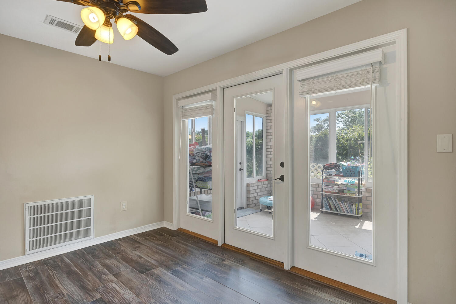 SANTANDER 1ST - Residential