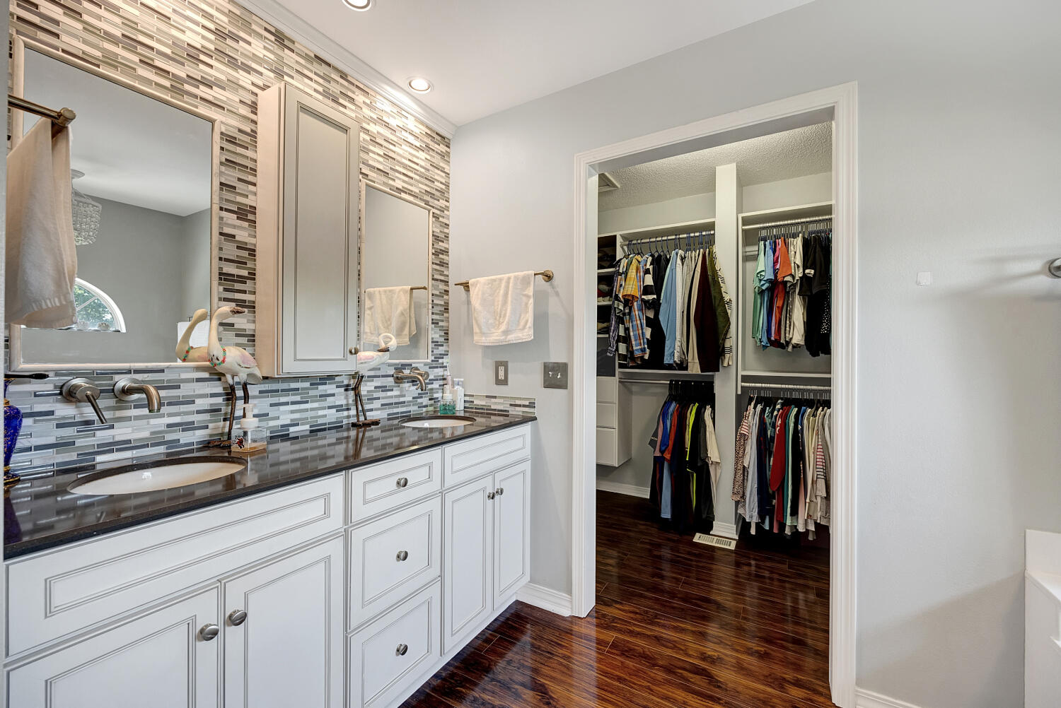 SANTANDER 1ST - Residential