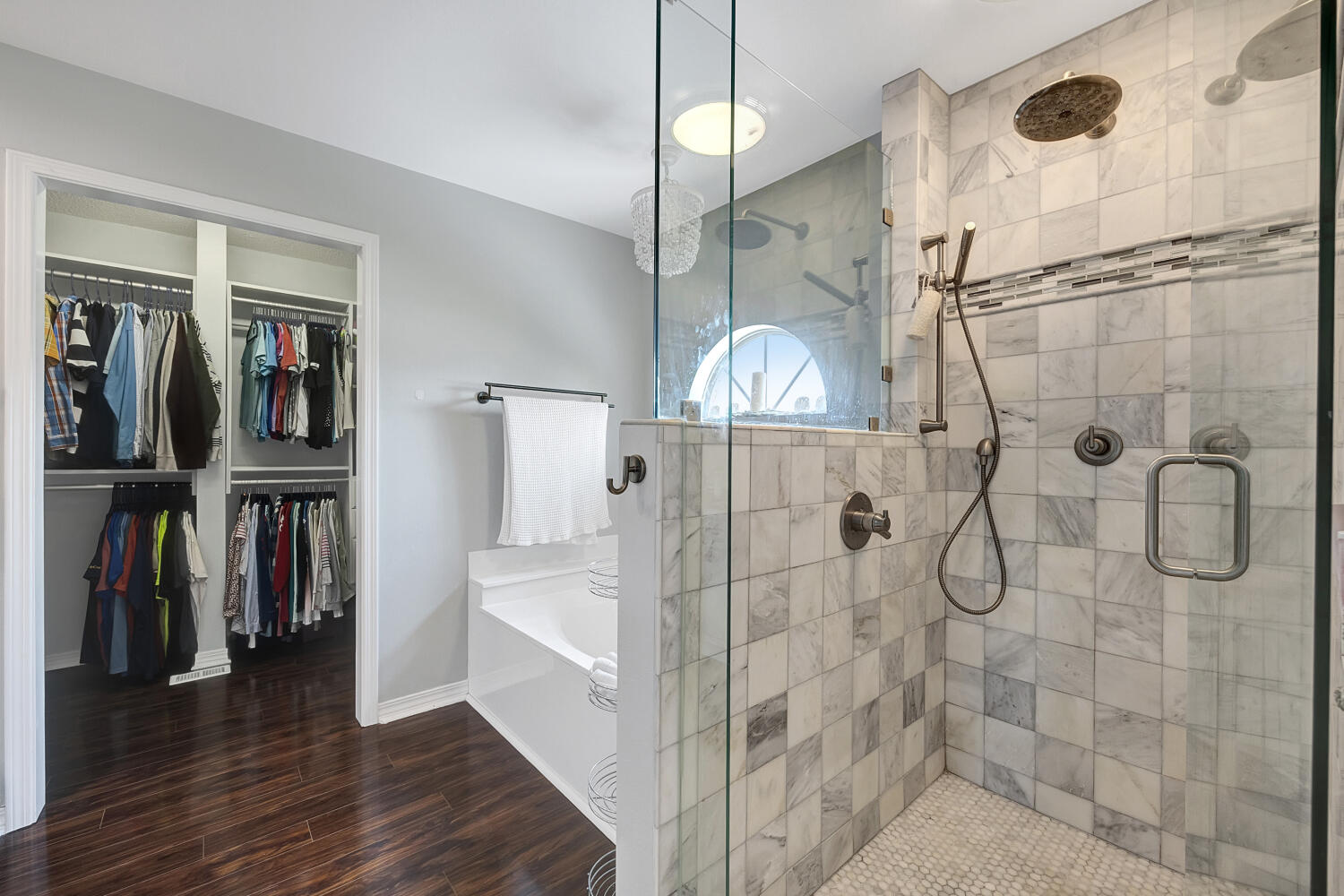 SANTANDER 1ST - Residential