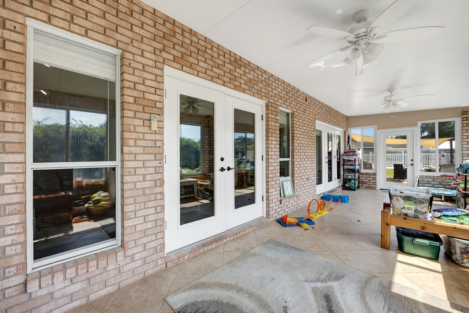 SANTANDER 1ST - Residential