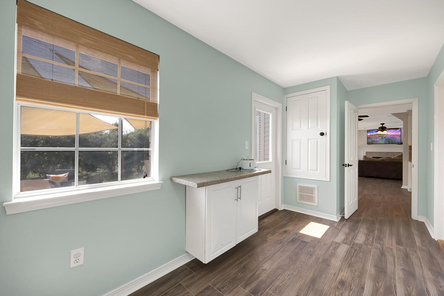 SANTANDER 1ST - Residential