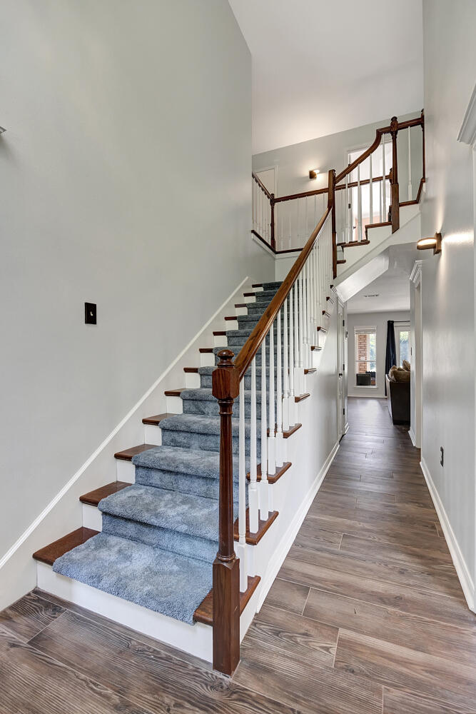 SANTANDER 1ST - Residential