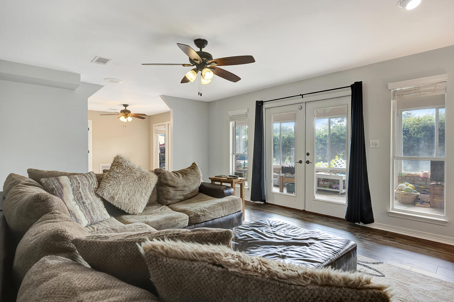 SANTANDER 1ST - Residential