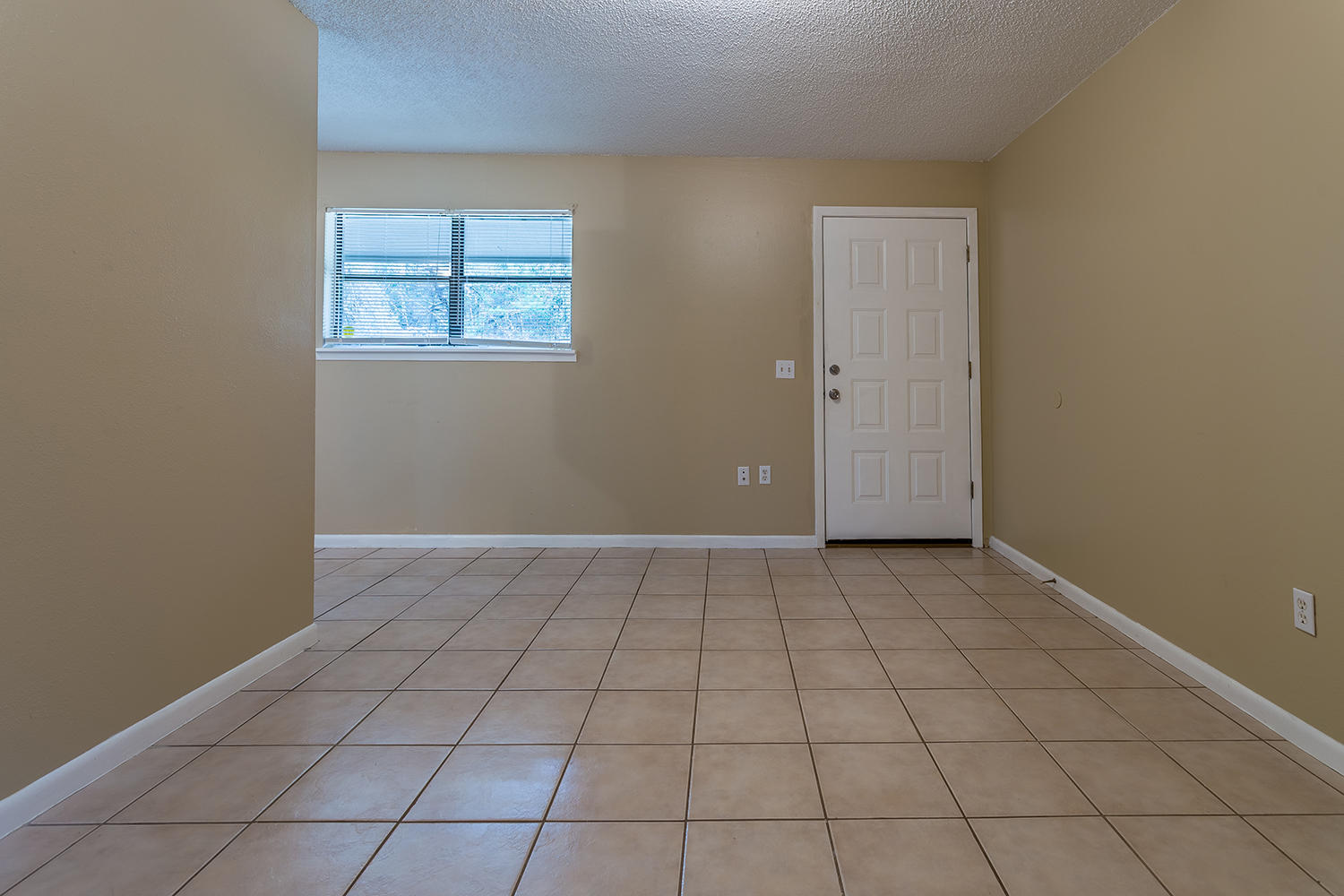 LIVE OAK - Residential Lease