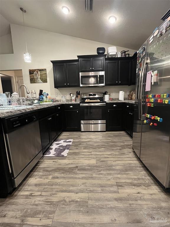 OLD BETHEL ESTATES PH I - Residential Lease