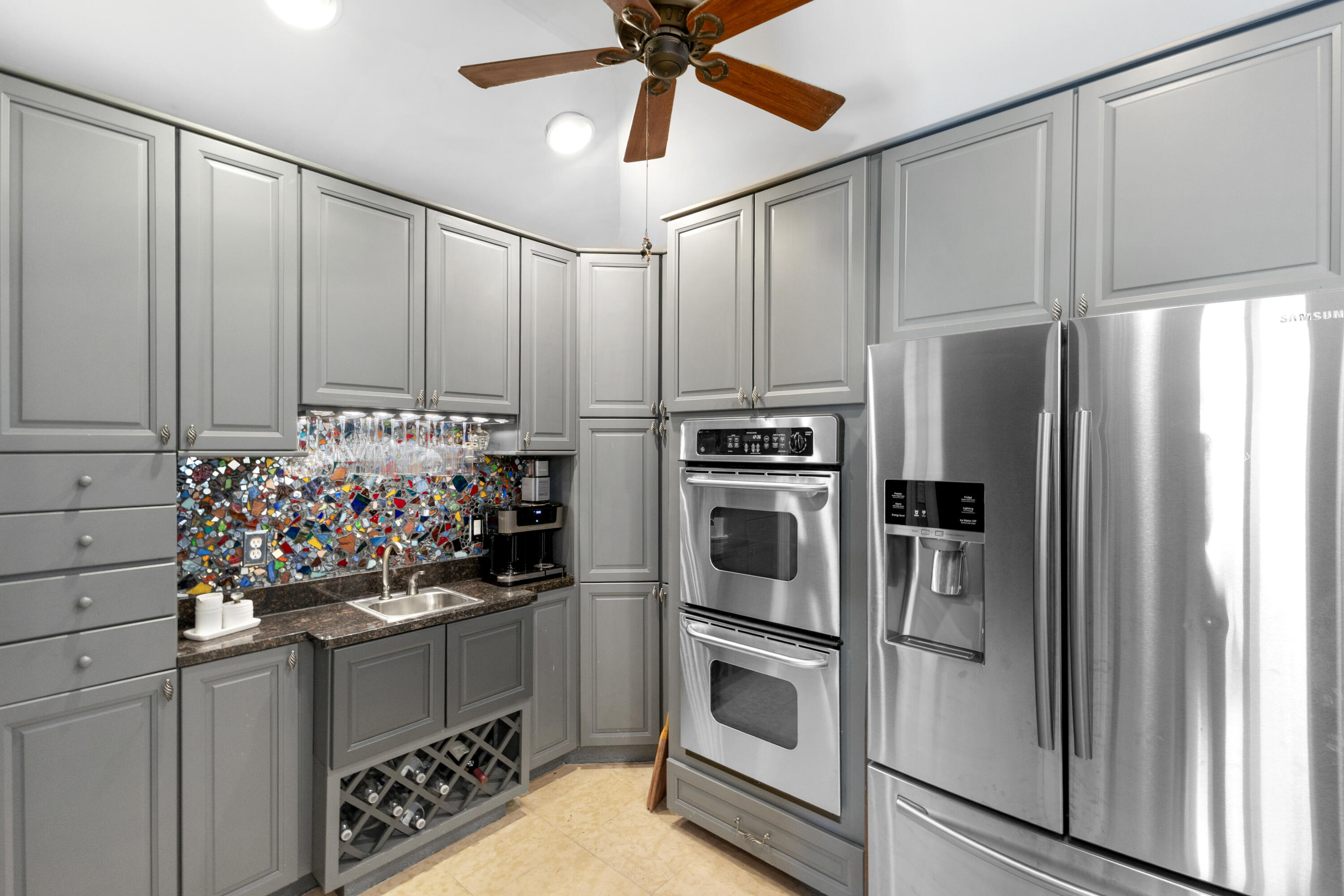 HOLIDAY ISLE - Residential