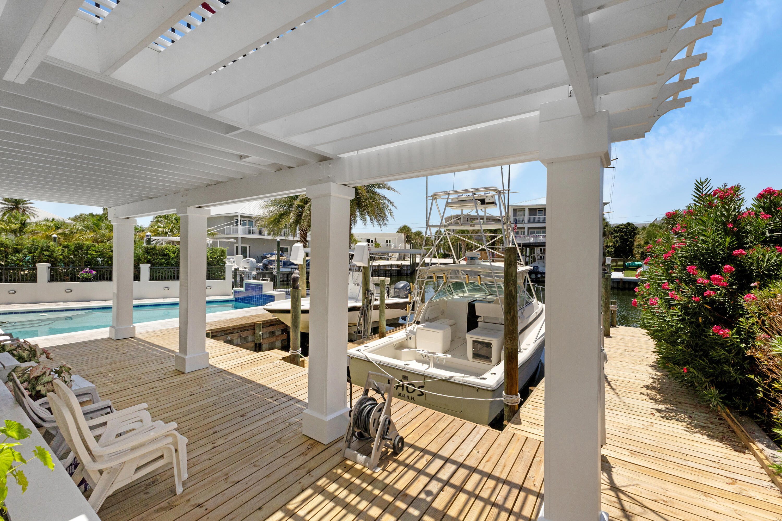 HOLIDAY ISLE - Residential