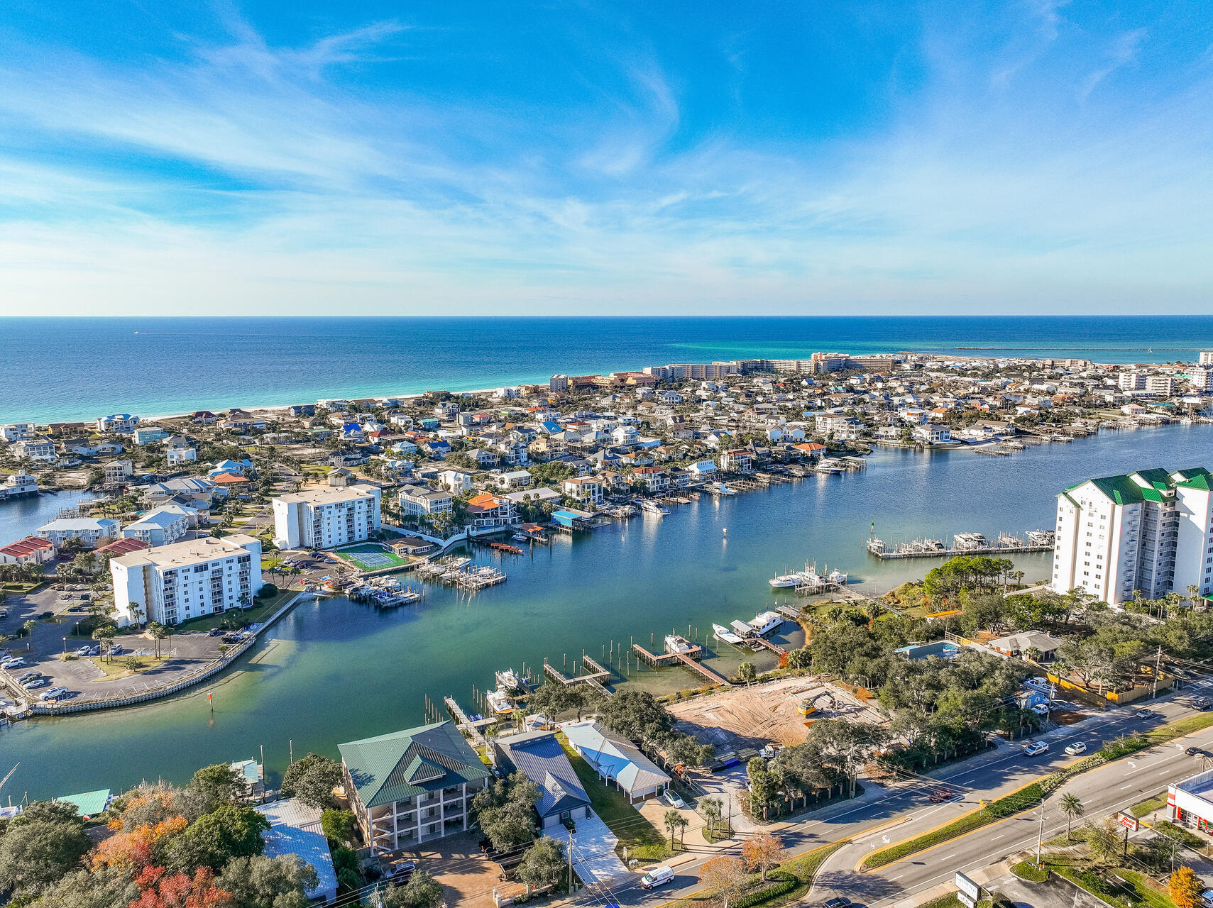 HOLIDAY ISLE - Residential