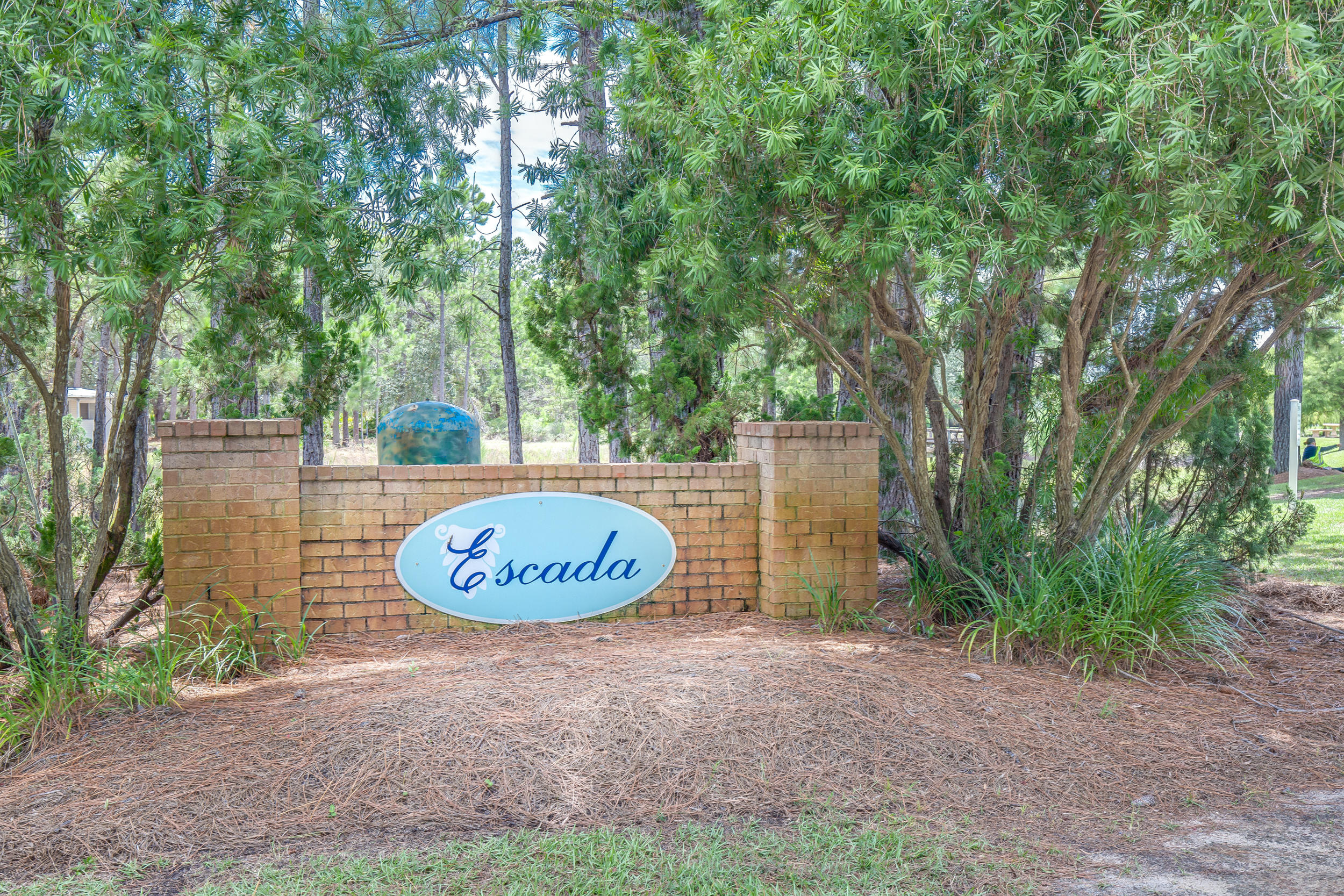 ESCADA - Residential