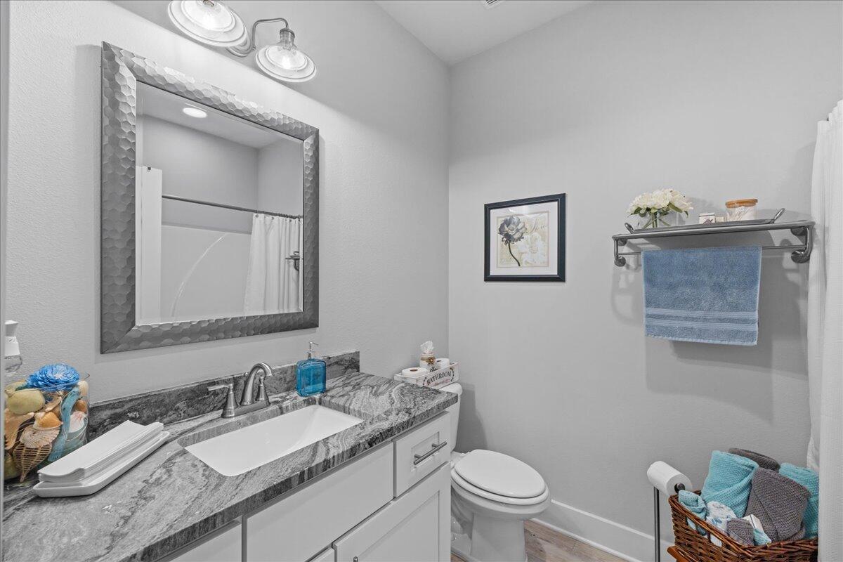 LAGRANGE LANDING - Residential