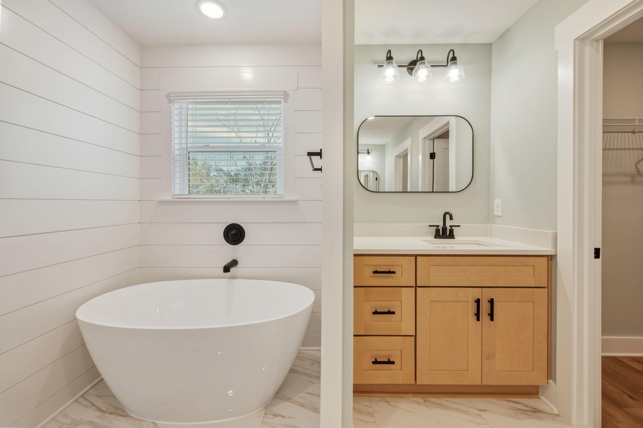 GREY MOSS POINT - Residential