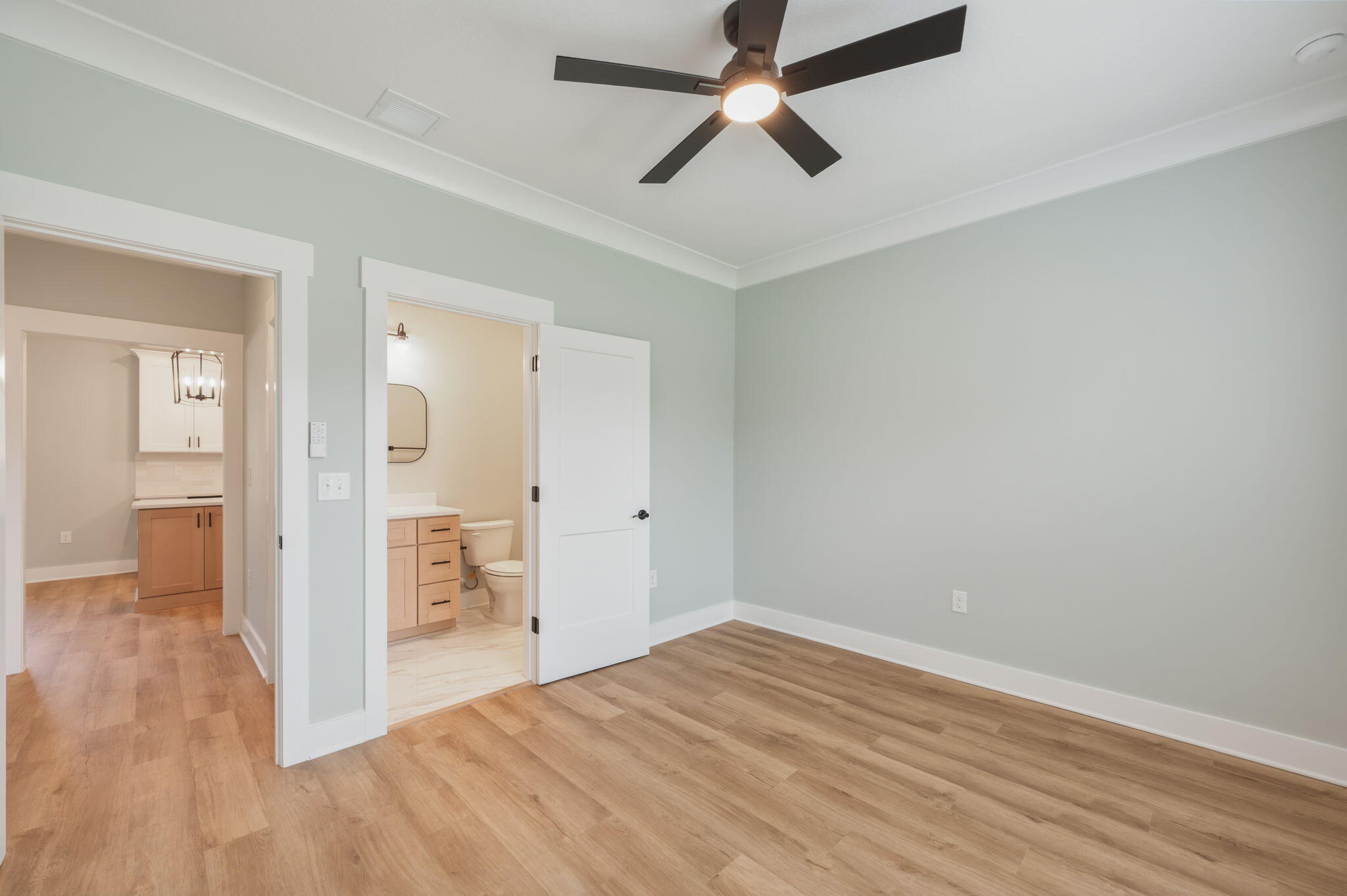 GREY MOSS POINT - Residential