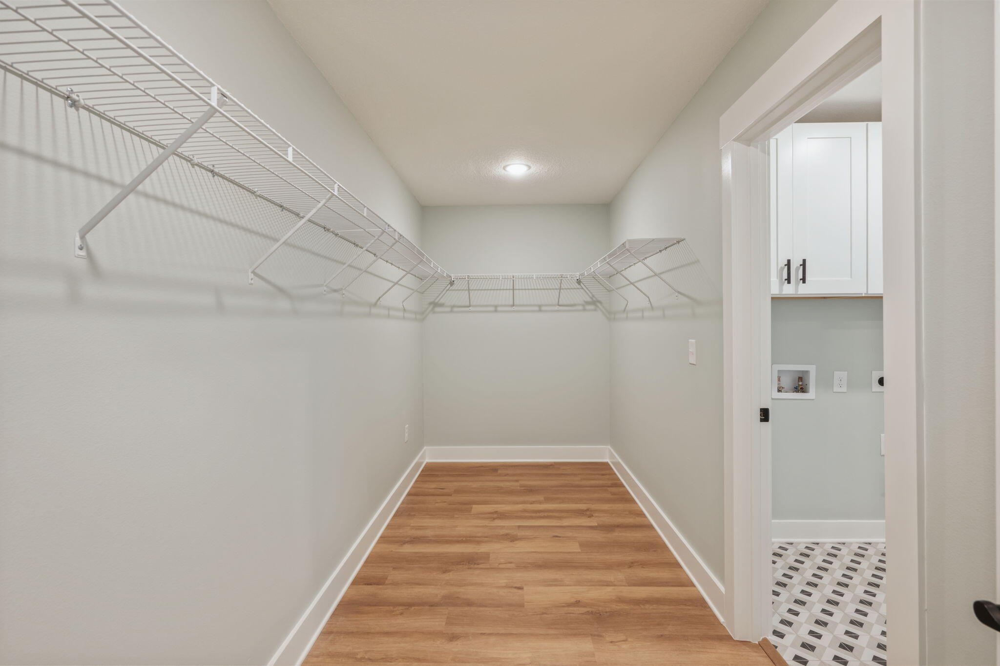 GREY MOSS POINT - Residential