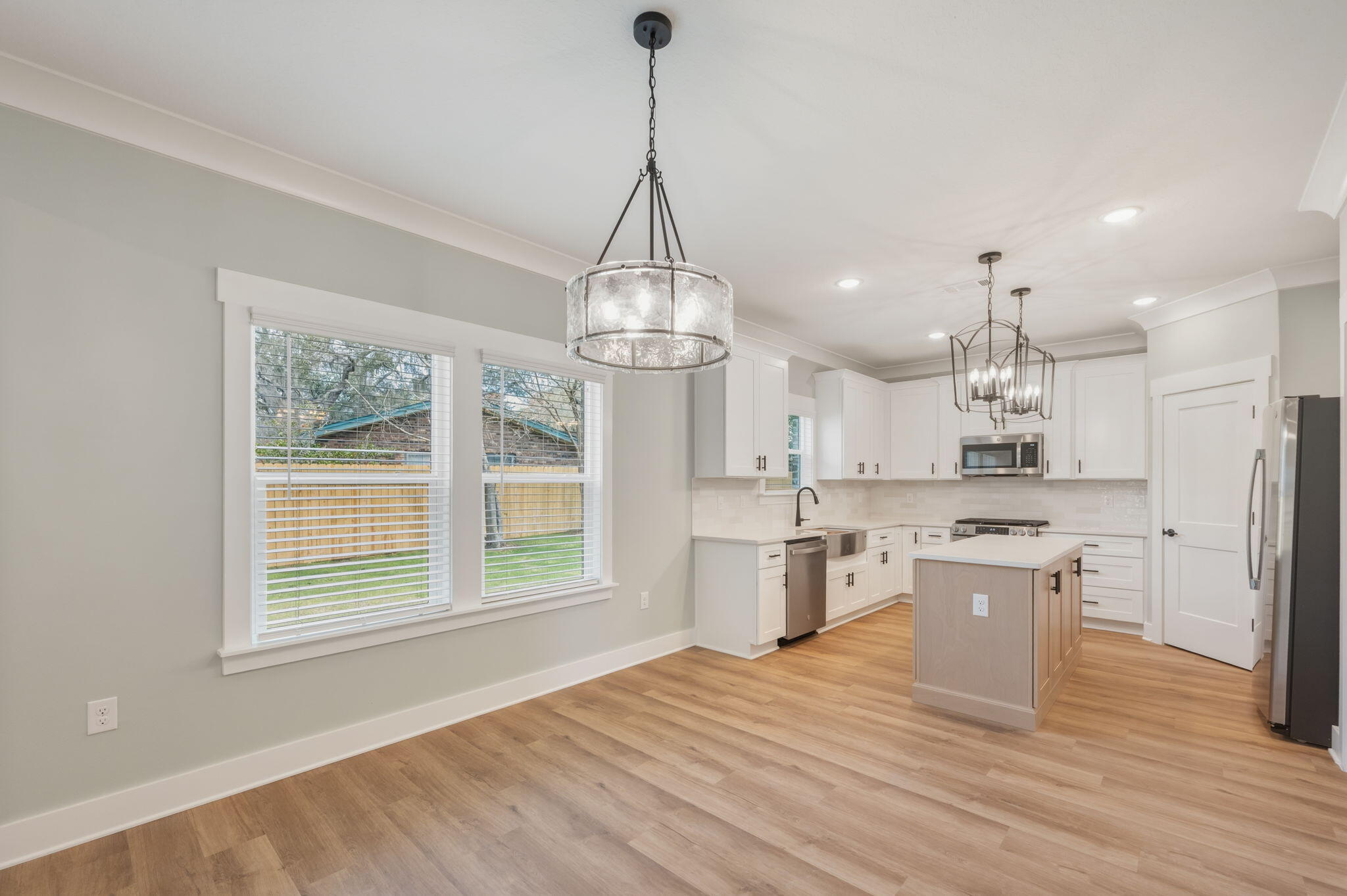 GREY MOSS POINT - Residential