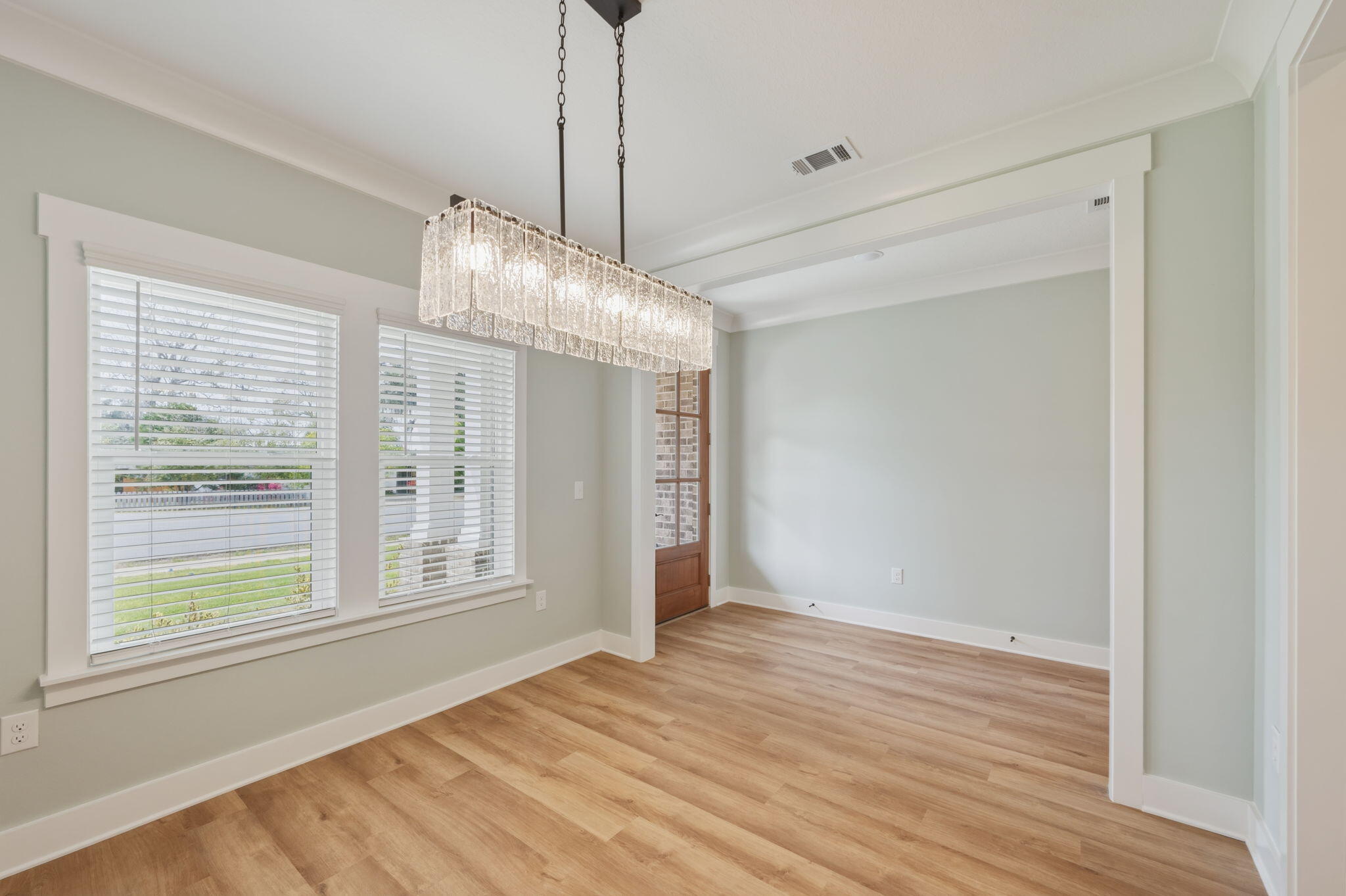 GREY MOSS POINT - Residential