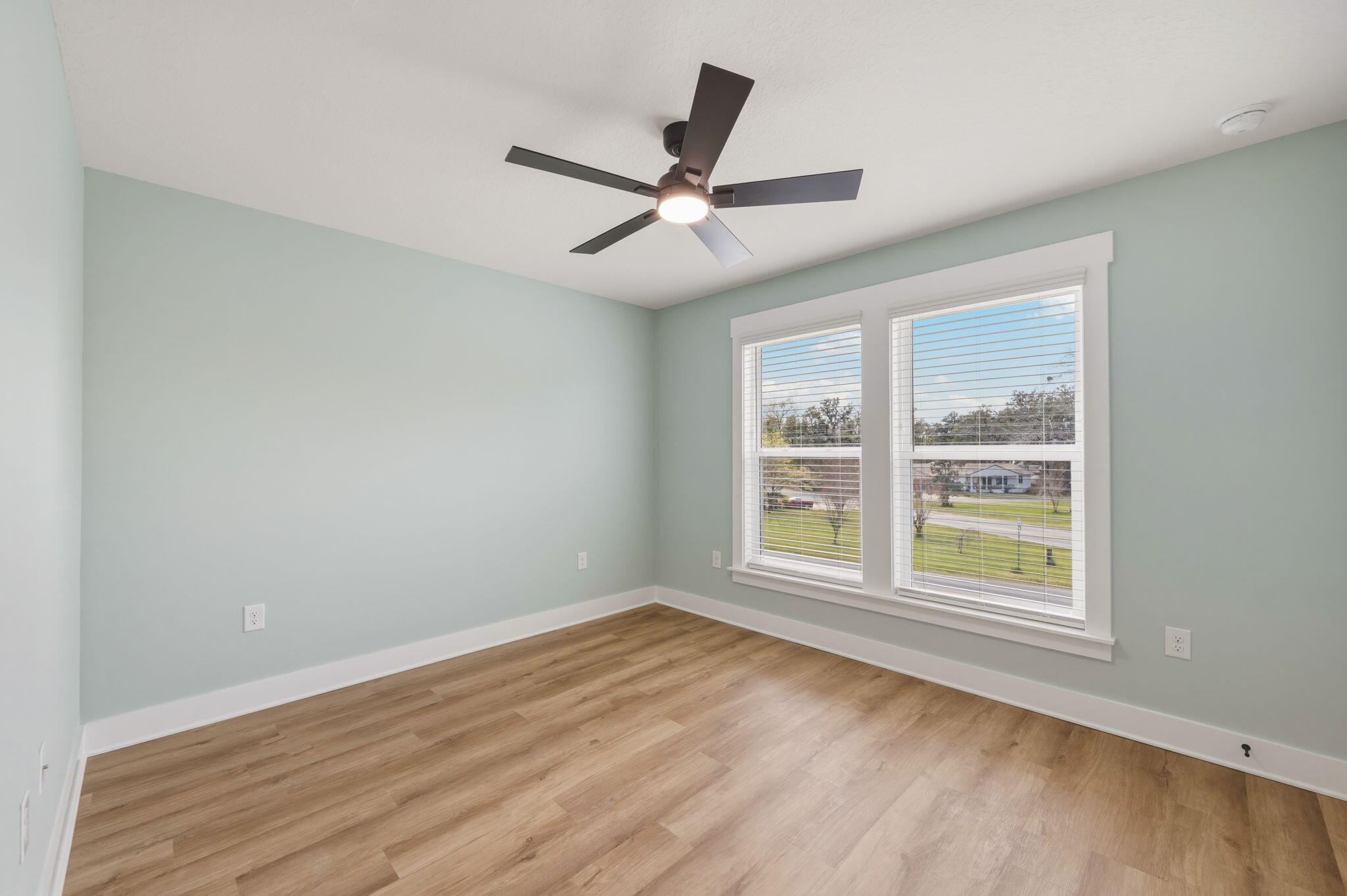 GREY MOSS POINT - Residential