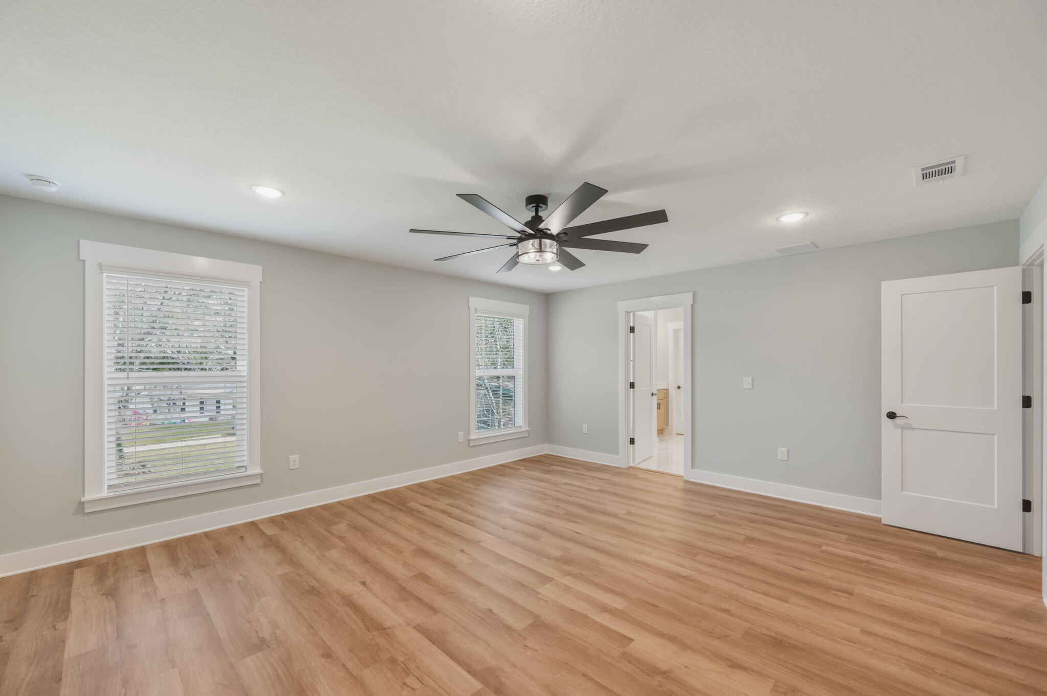 GREY MOSS POINT - Residential