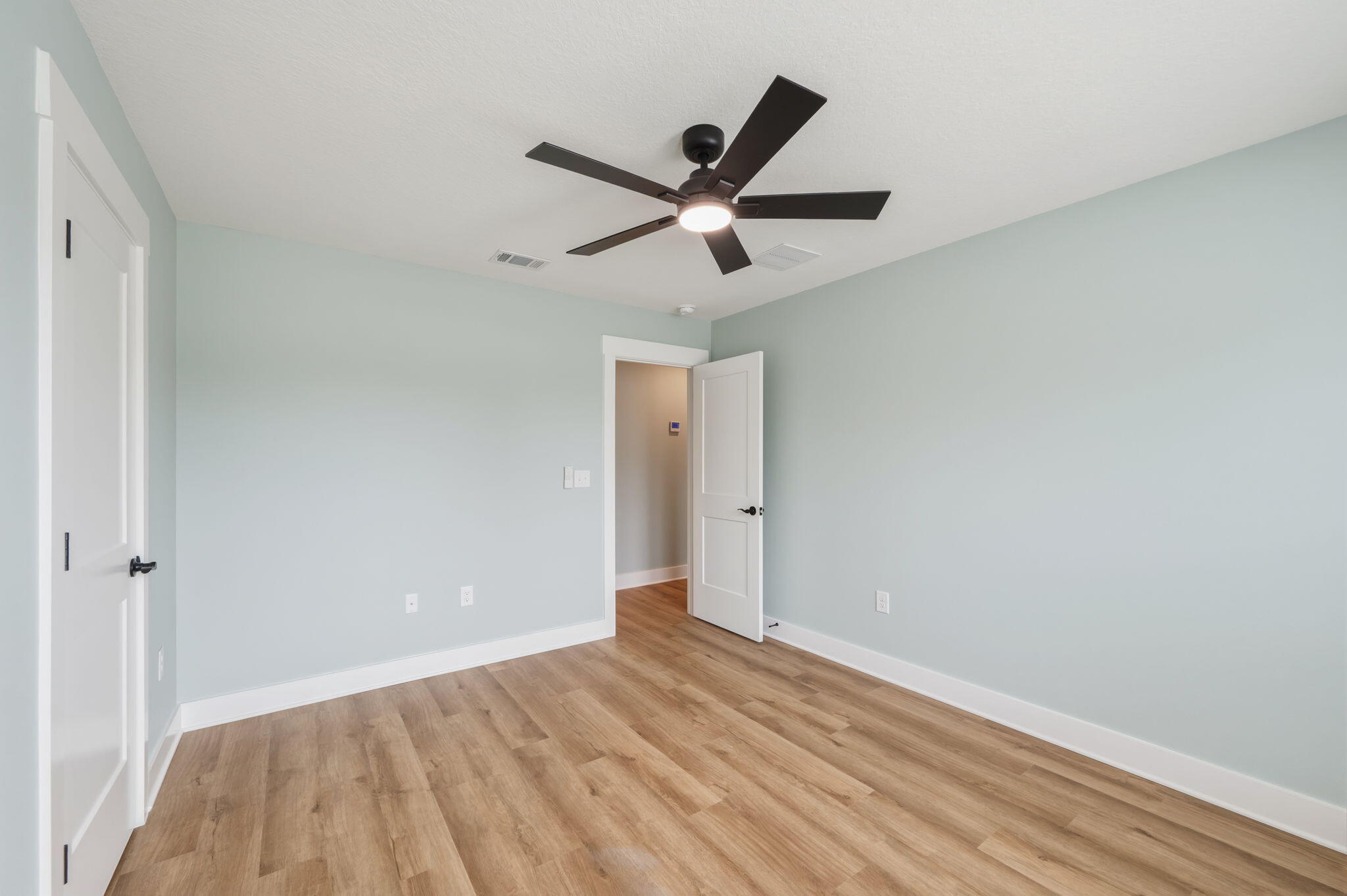 GREY MOSS POINT - Residential