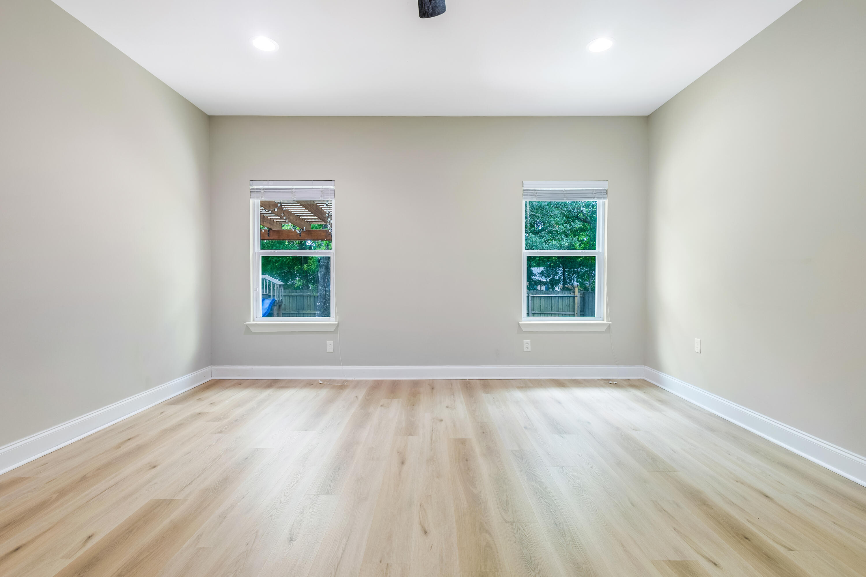 VALPARAISO PLAT 16 - Residential Lease