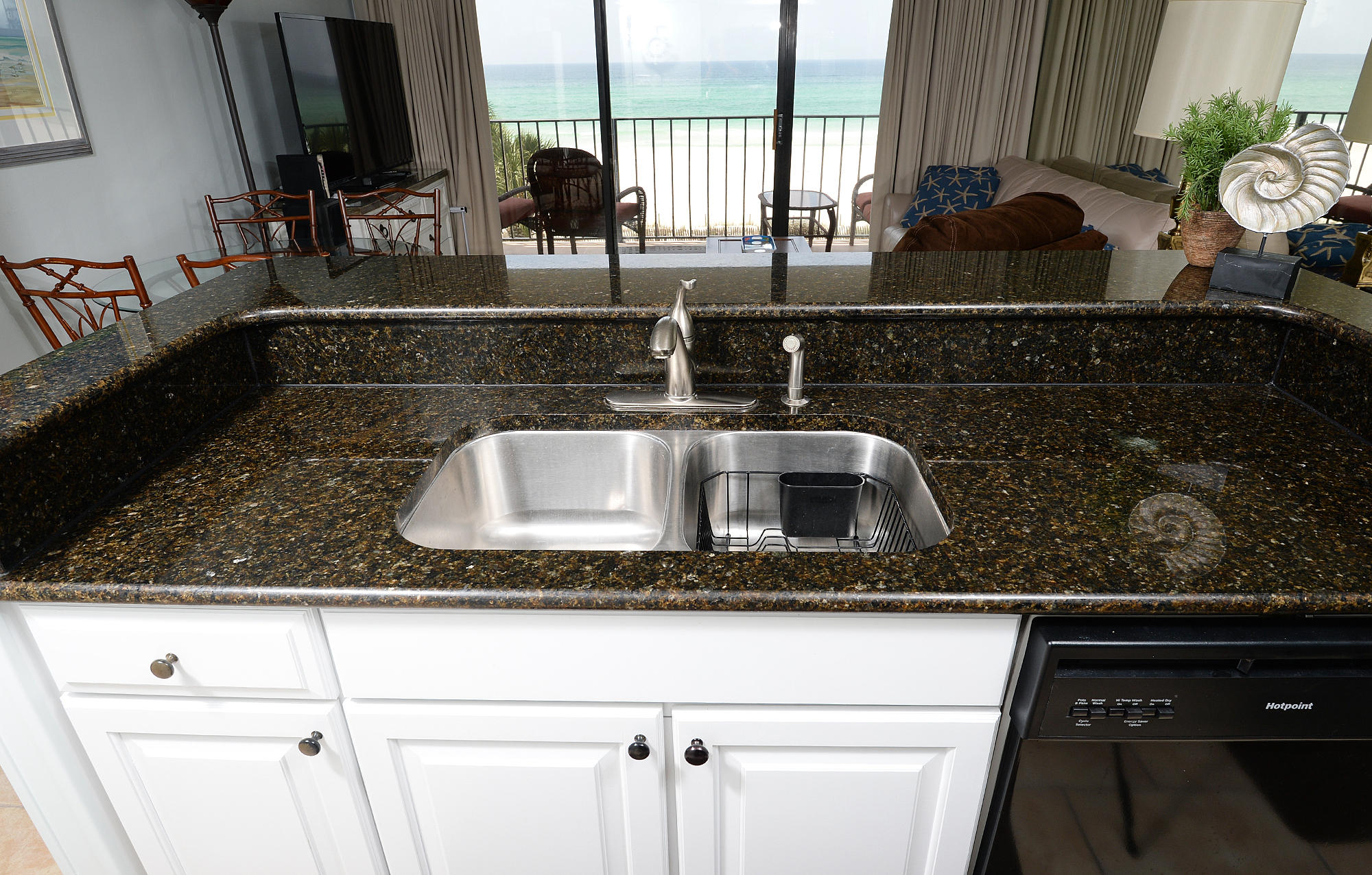 EDGEWATER TOWER 3 - Residential