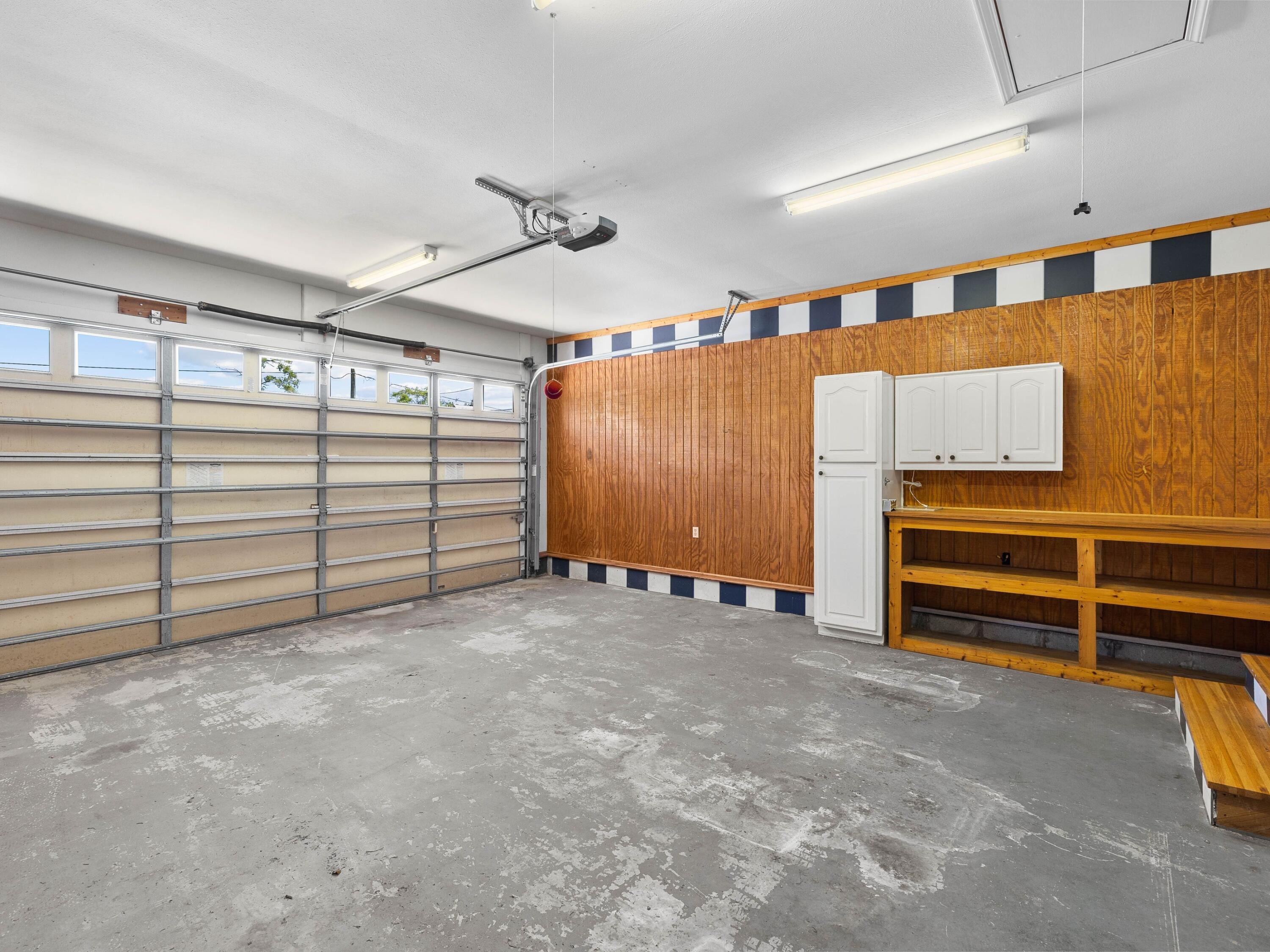 MAGNOLIA BAYE - Residential