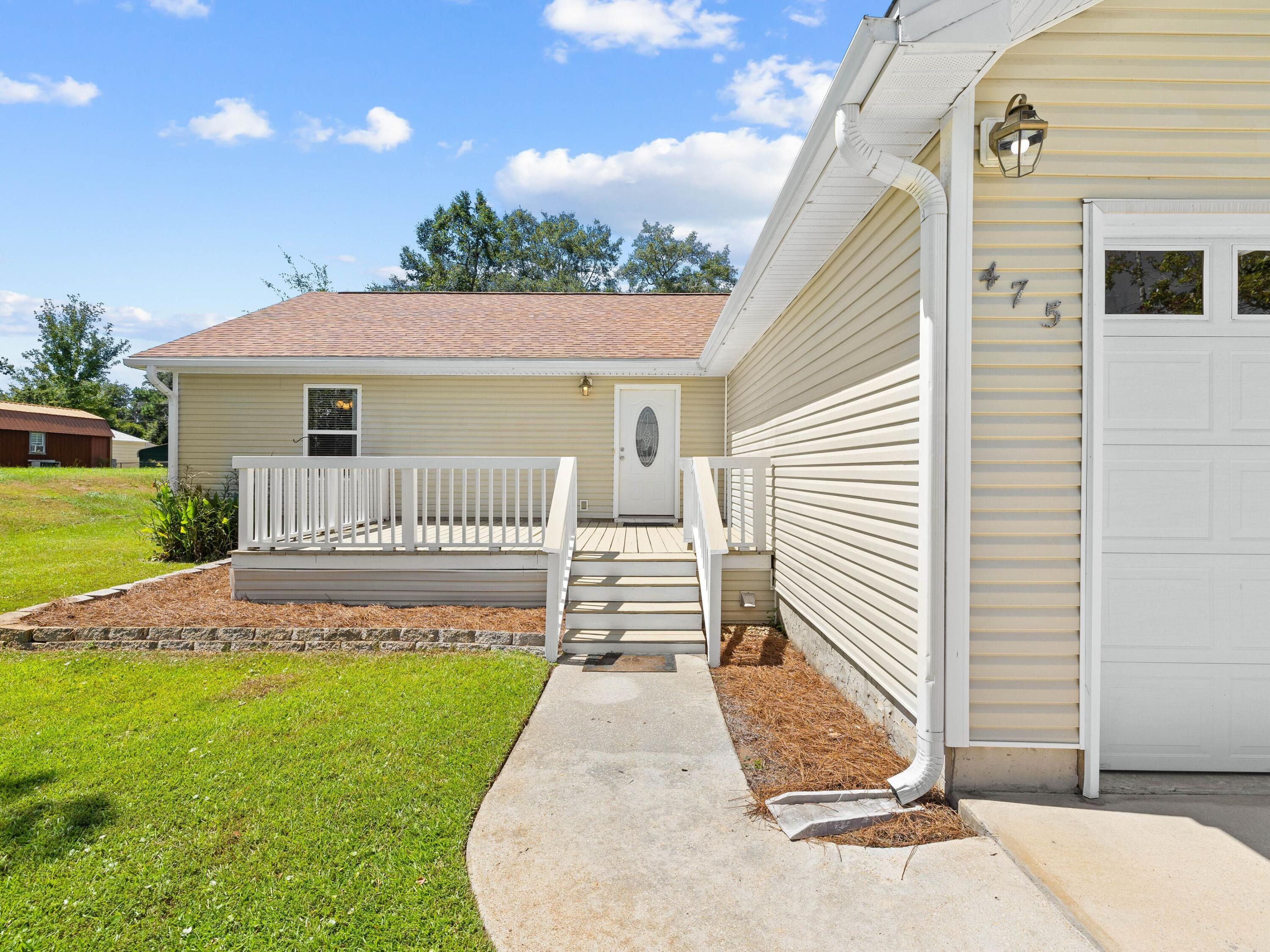 MAGNOLIA BAYE - Residential