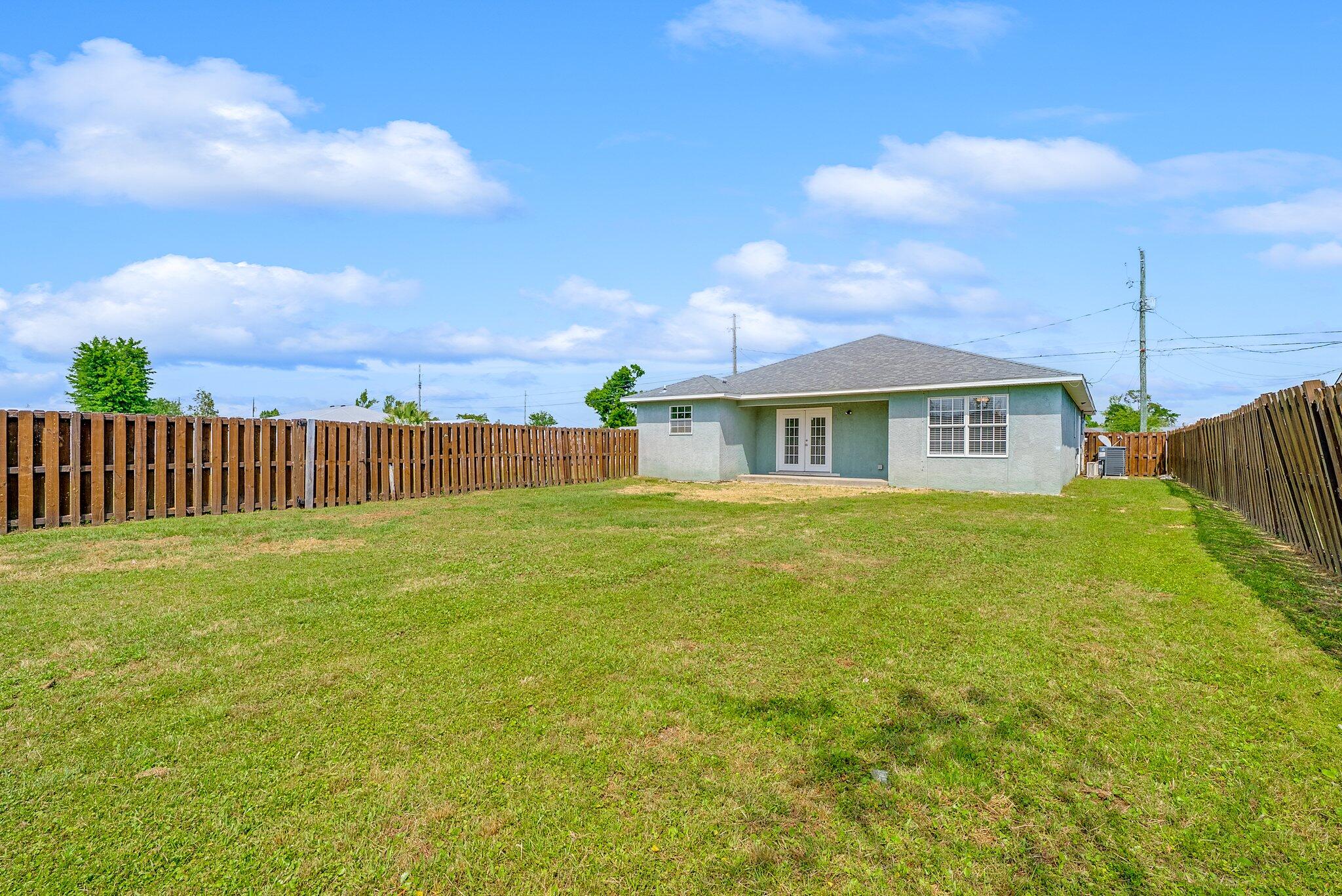 LYNN HAVEN - Residential