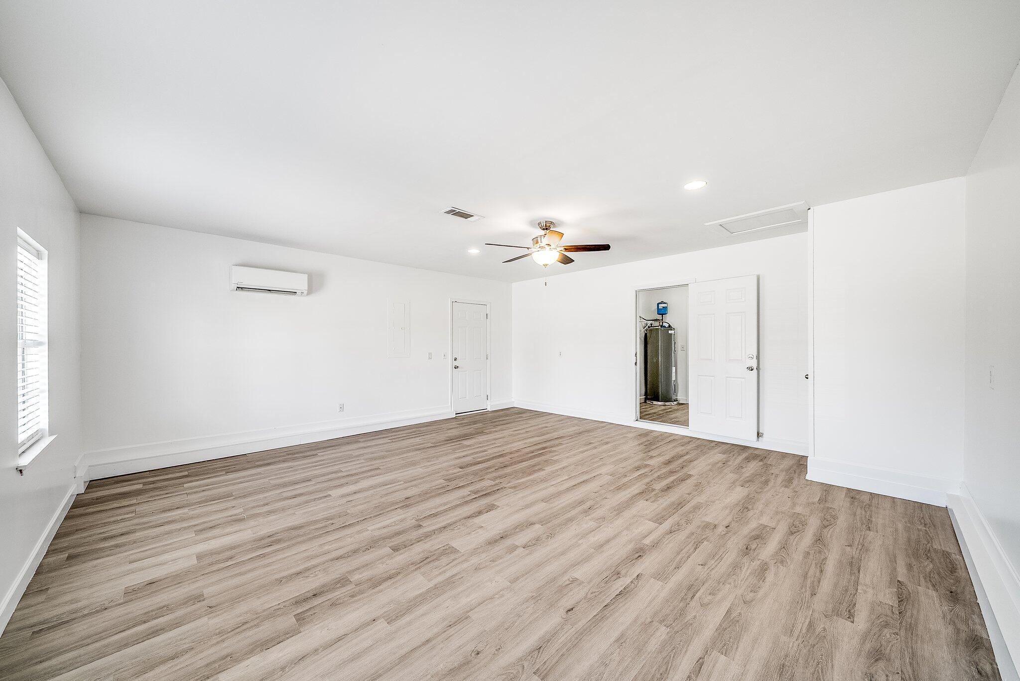 LYNN HAVEN - Residential