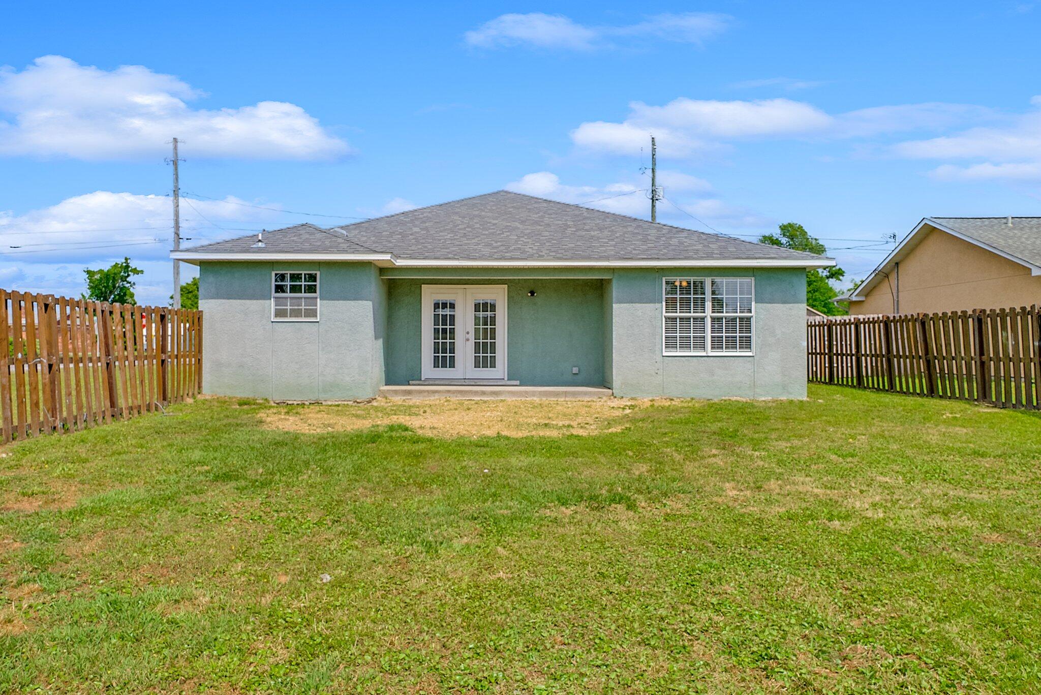 LYNN HAVEN - Residential