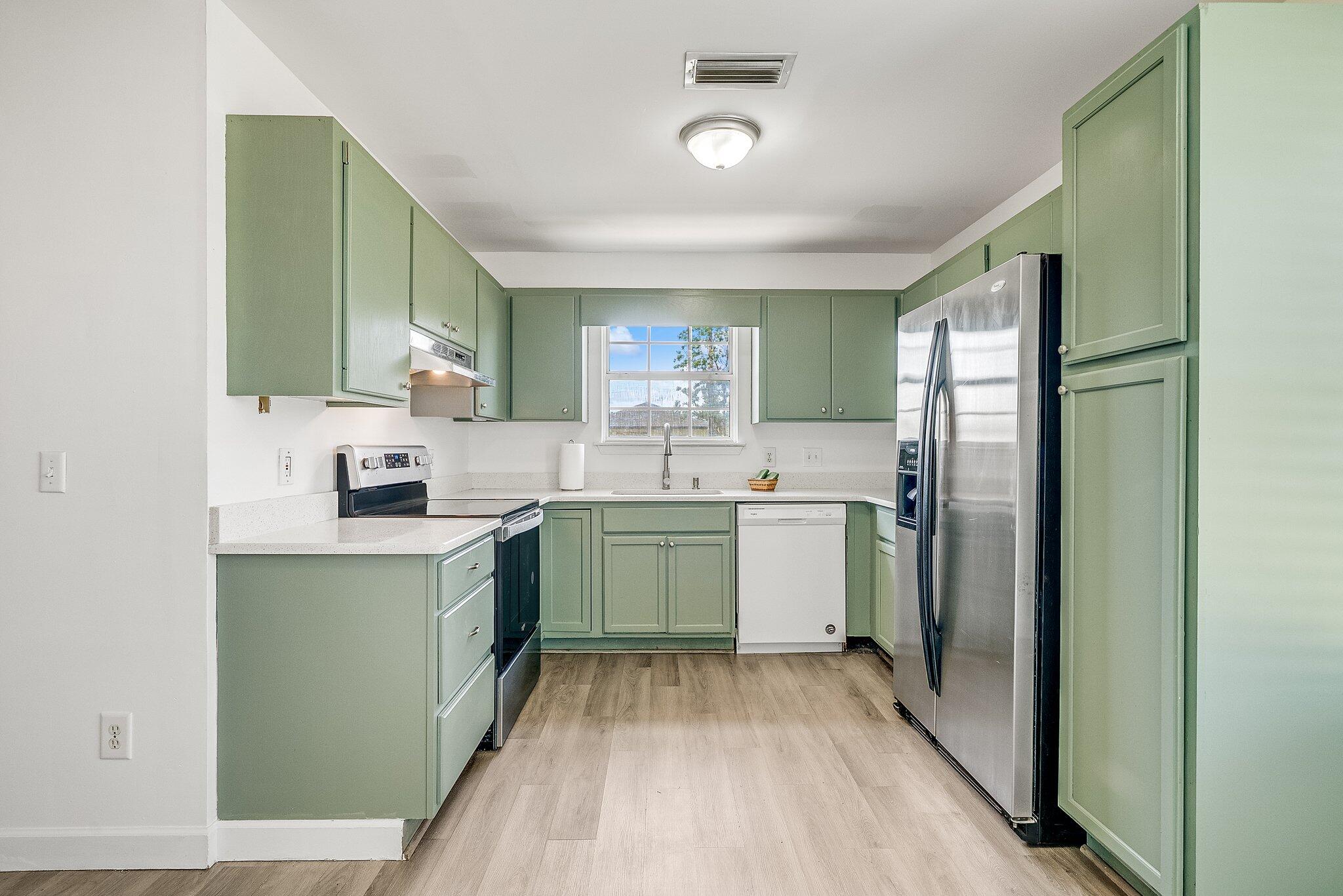 LYNN HAVEN - Residential