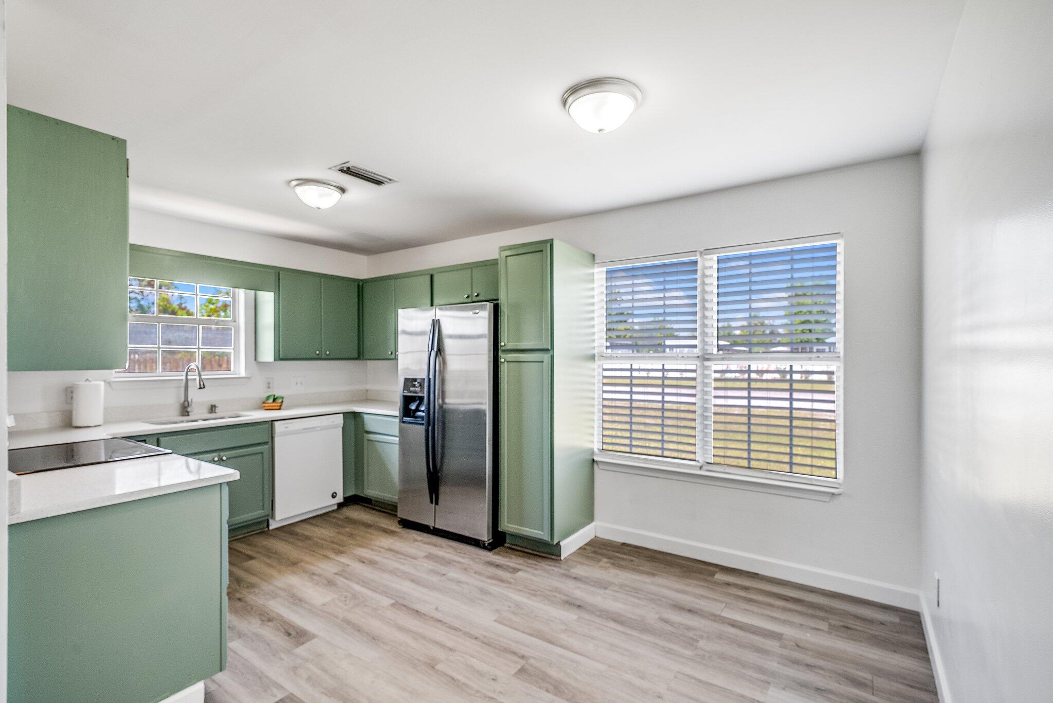 LYNN HAVEN - Residential