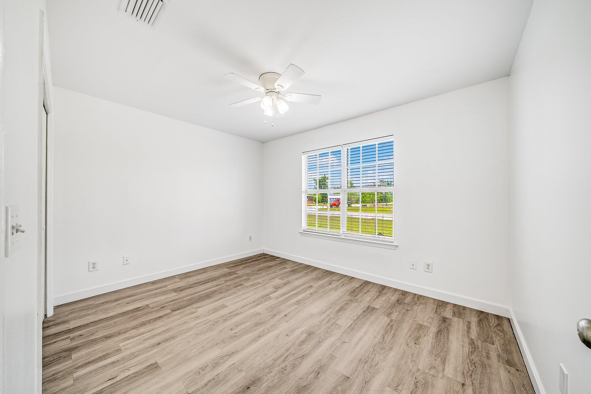 LYNN HAVEN - Residential