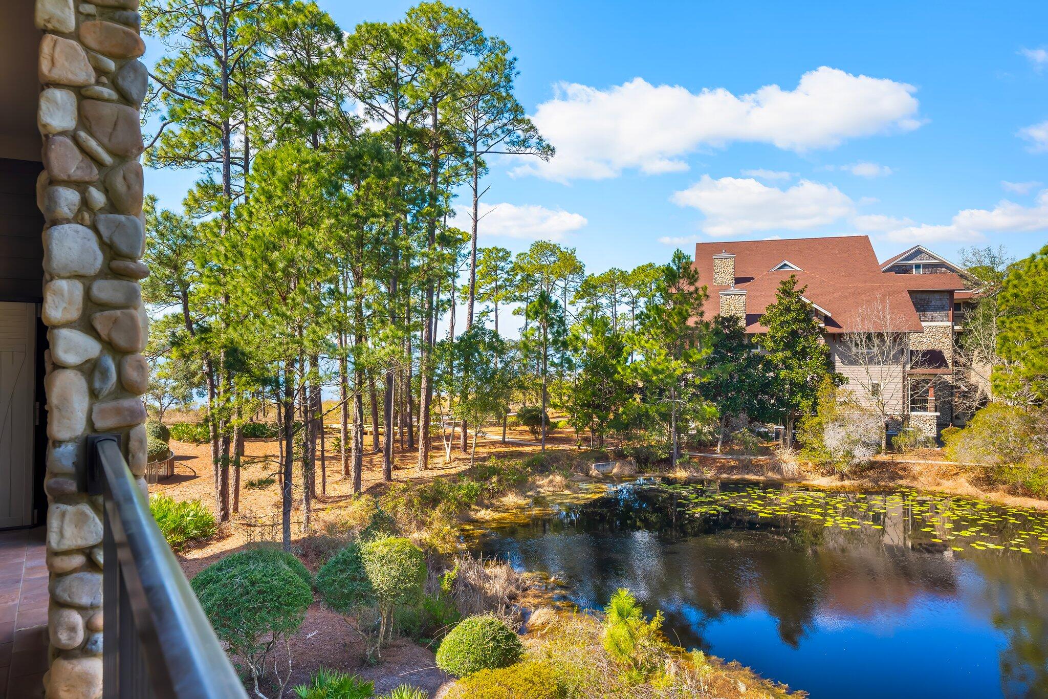 WILD HERON LAKESIDE LODGE - Residential