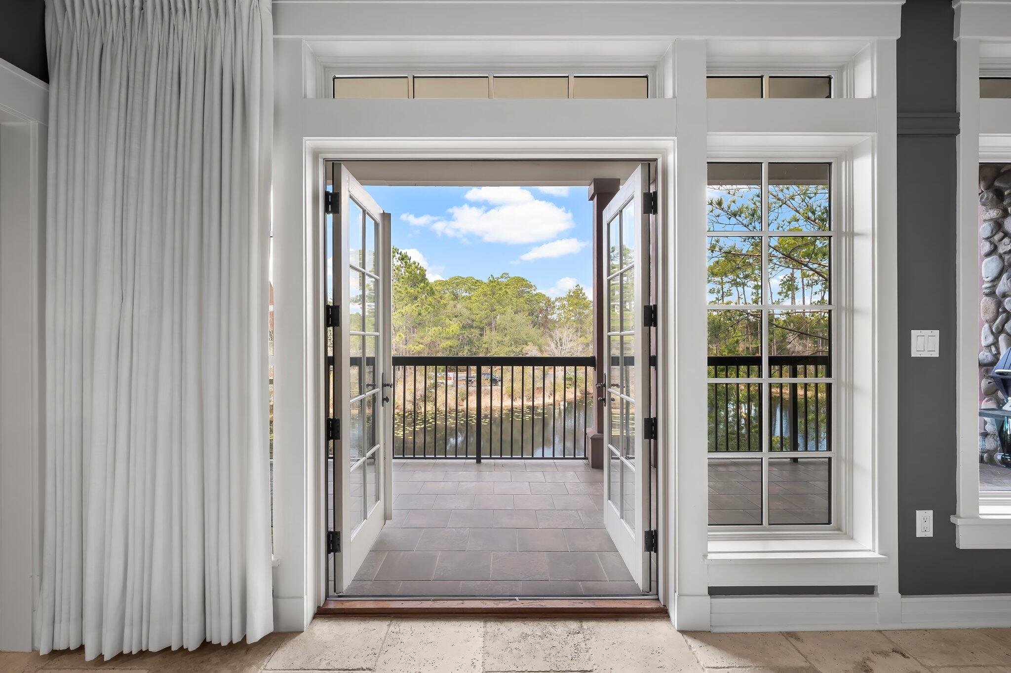 WILD HERON LAKESIDE LODGE - Residential