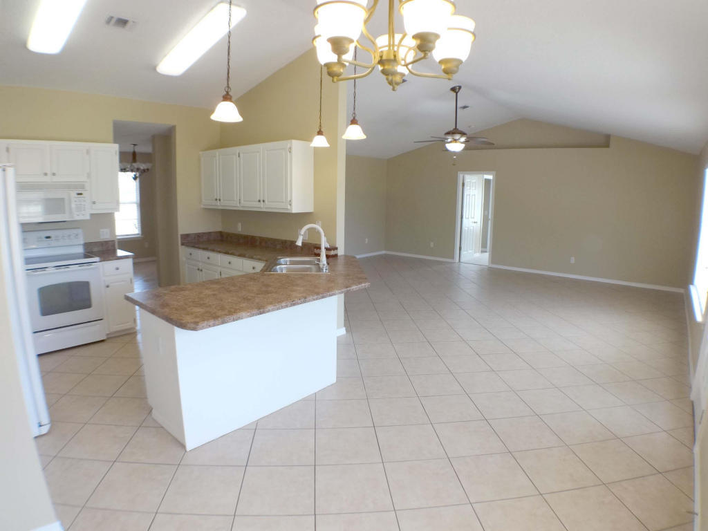 HOLLEY BY THE SEA - Residential