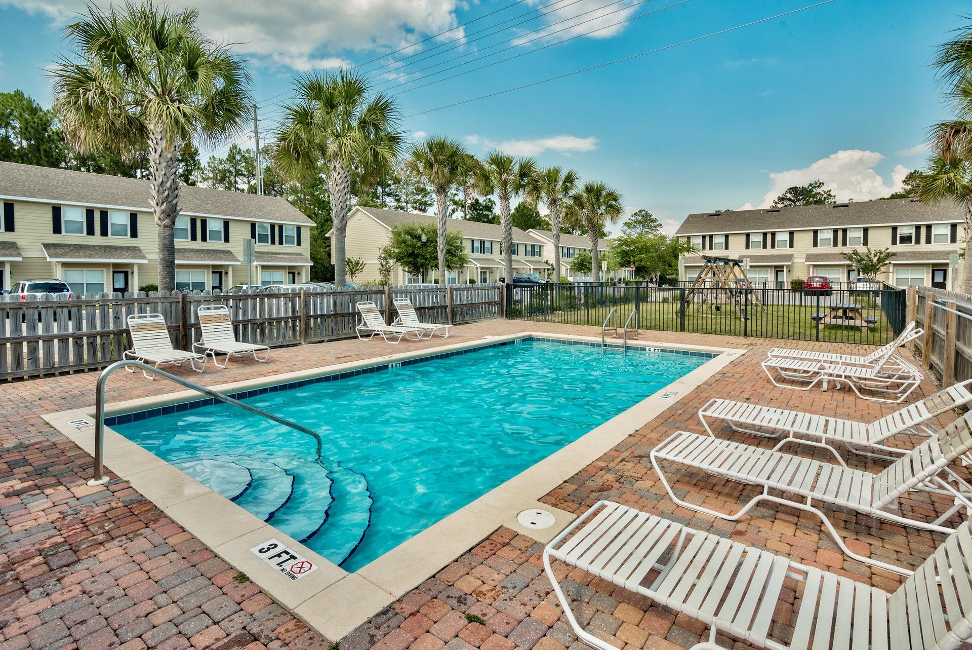 PALMS OF FREEPORT - Residential