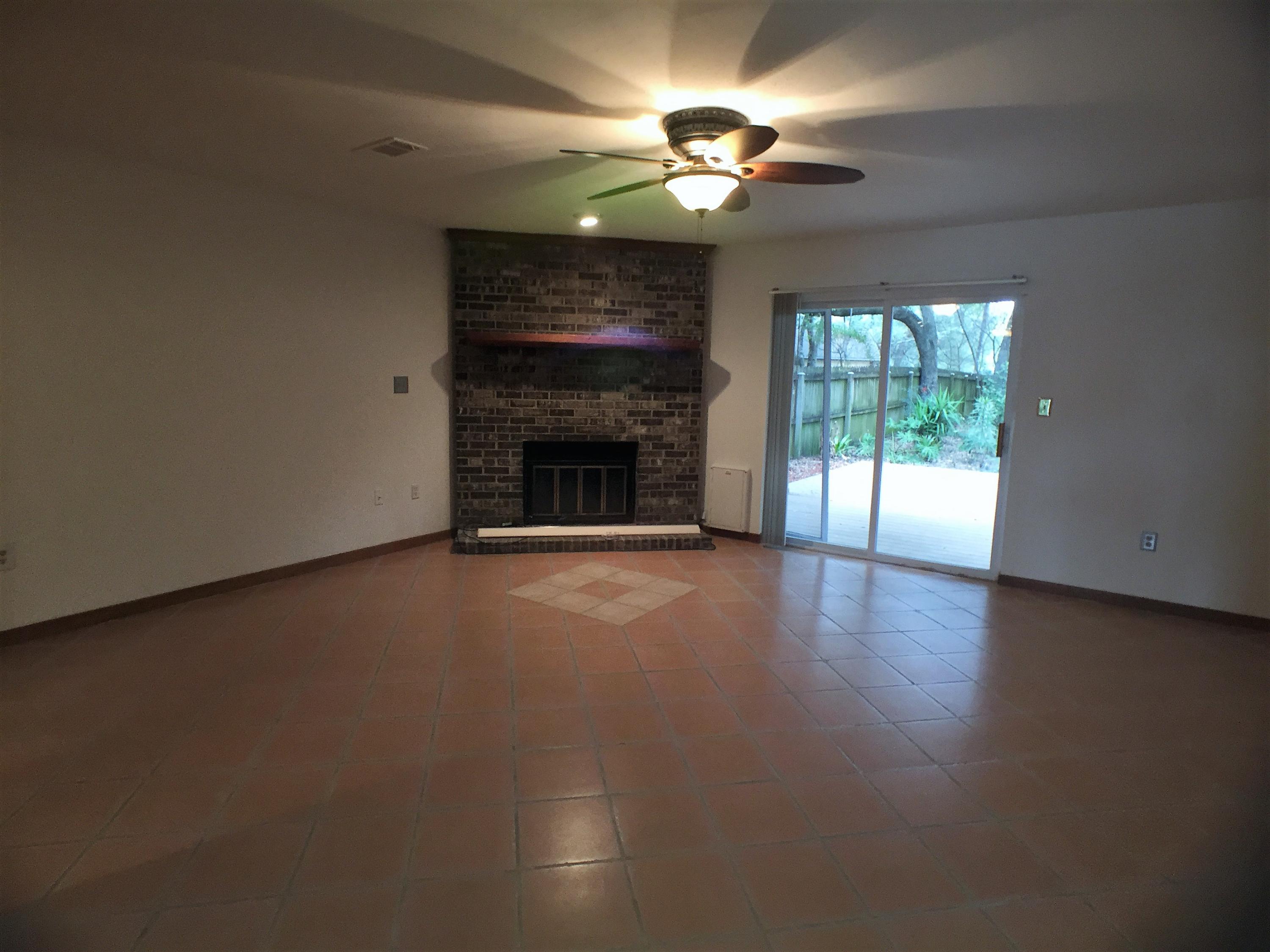 MARINA VIEW T/H AMEND - Residential Lease