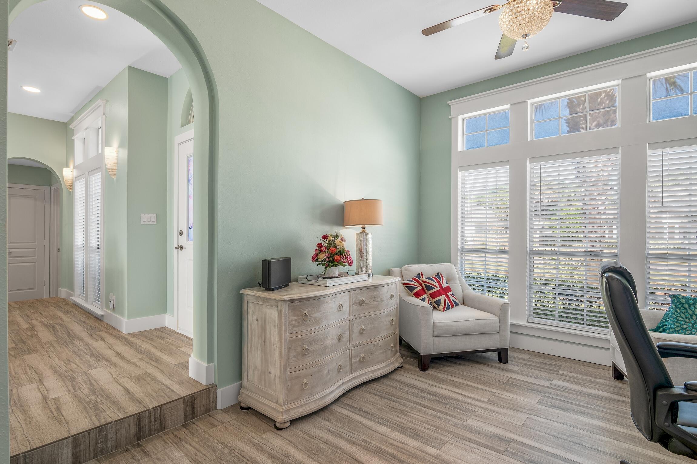 WINDSOR FOREST - Residential