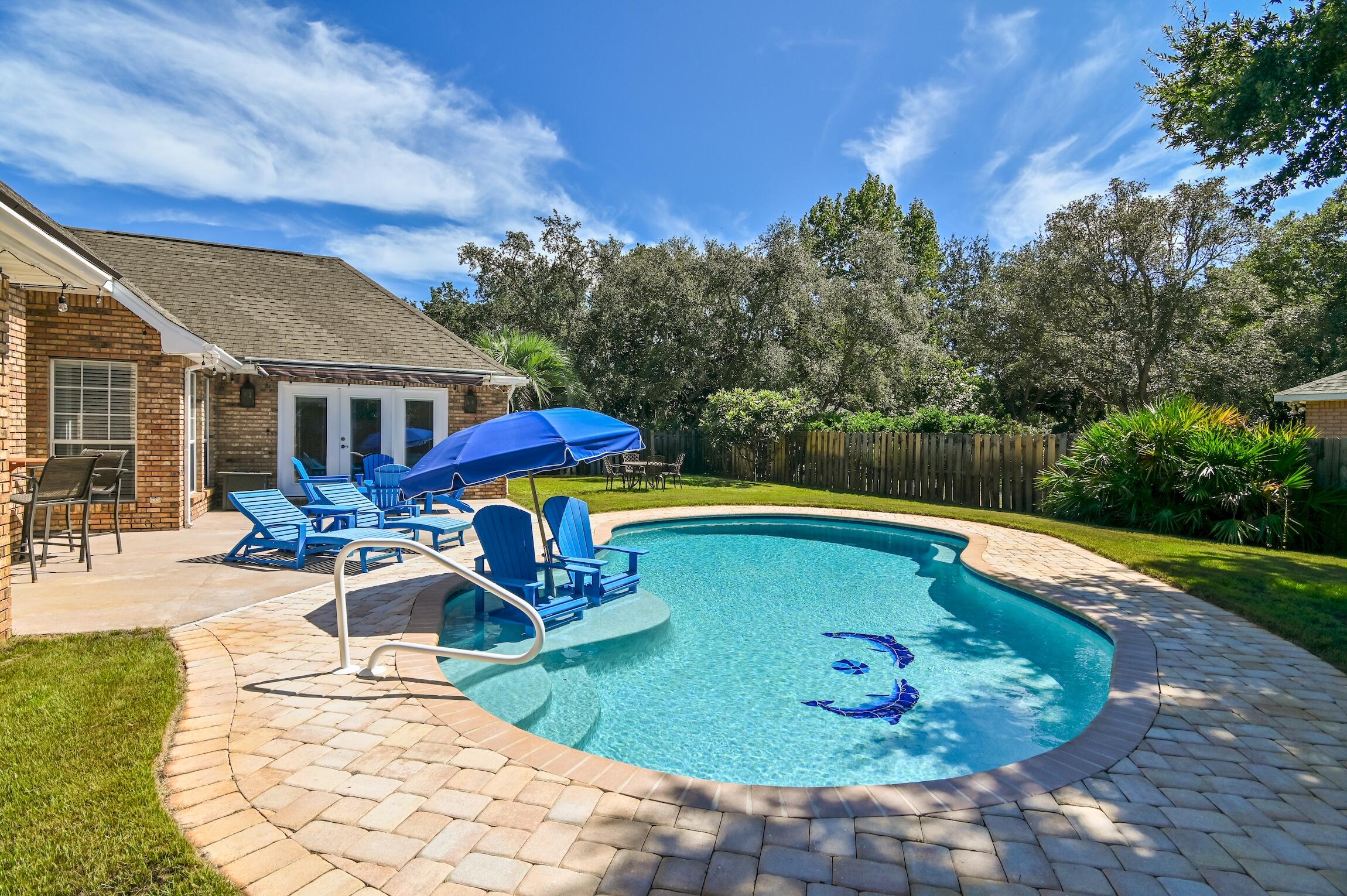 WINDSOR FOREST - Residential