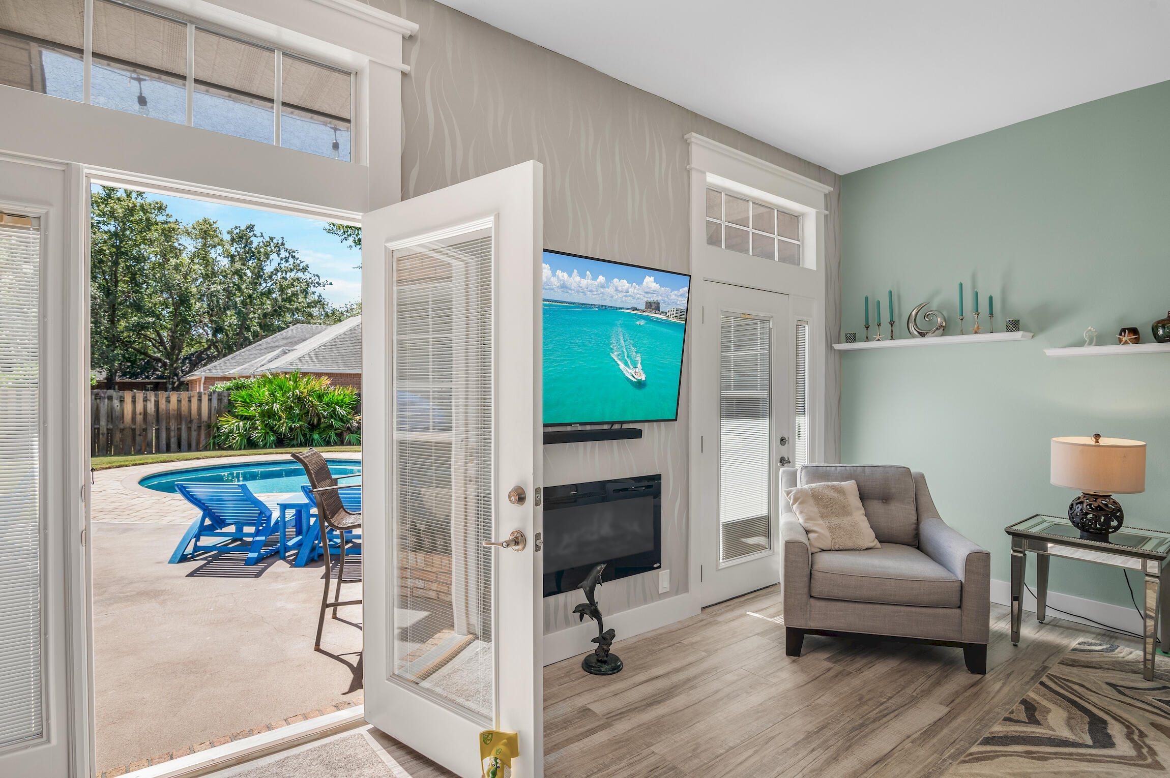 WINDSOR FOREST - Residential