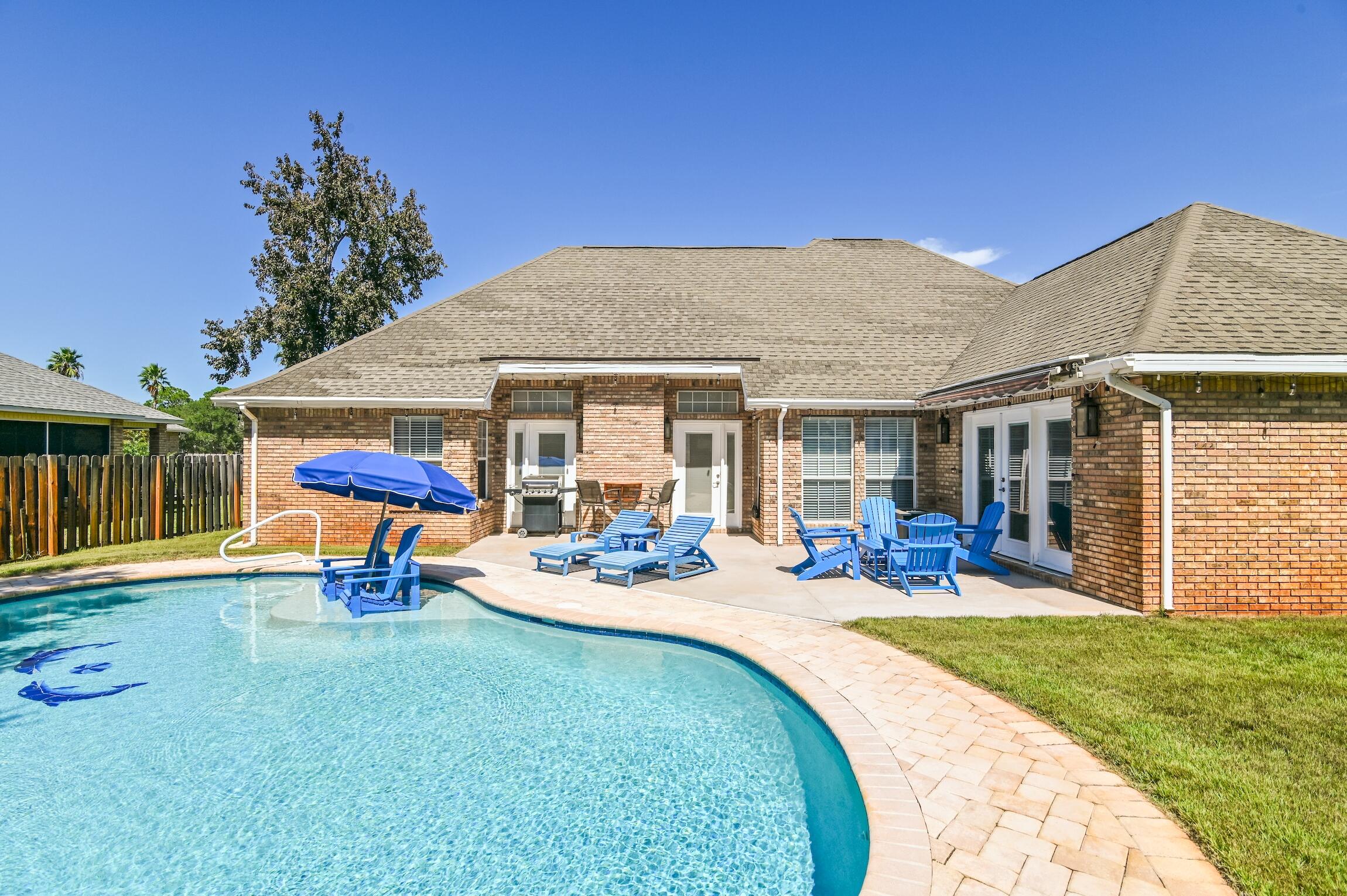 WINDSOR FOREST - Residential