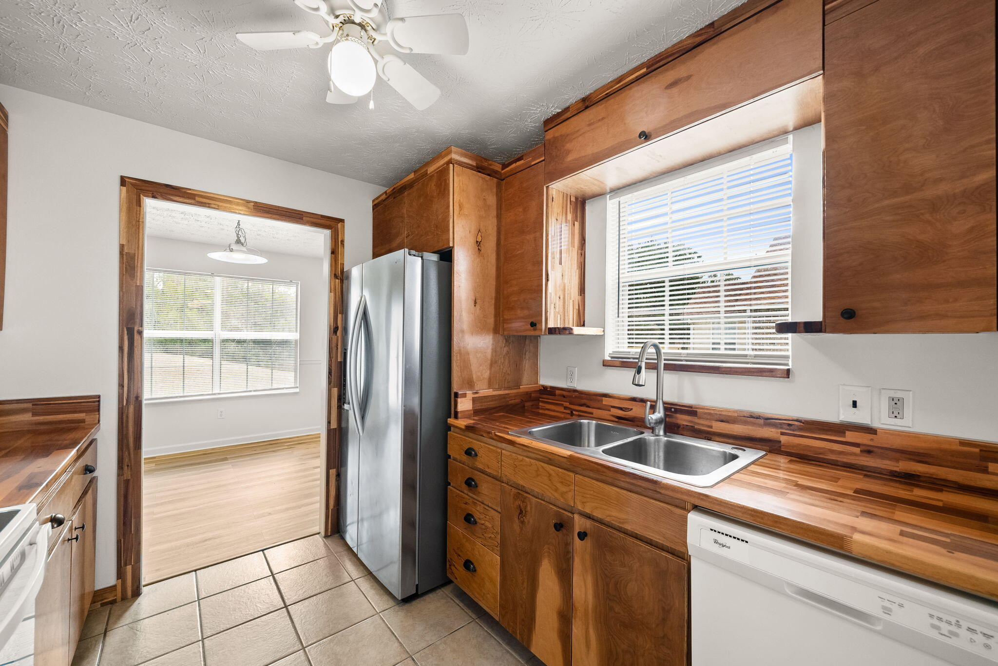 BRANDON OAKS - Residential